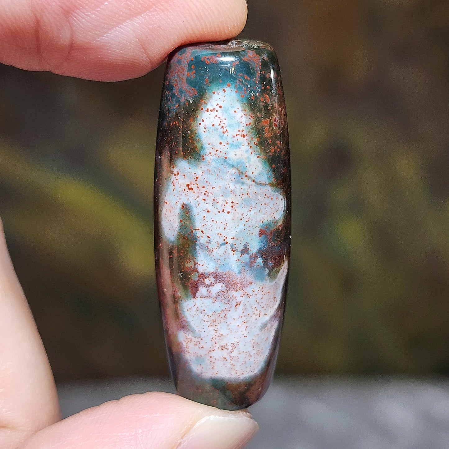 38.5mm Aged Tibetan Guan Yin Dzi pendant with lots of small red spots (with certificate, free necklace cord) 藏传老矿满細朱砂点观音天珠(带证书送项链绳)