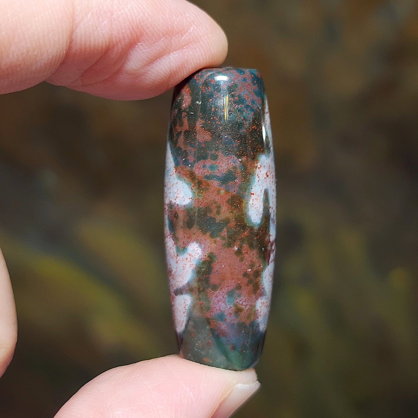 38.5mm Aged Tibetan Guan Yin Dzi pendant with lots of small red spots (with certificate, free necklace cord) 藏传老矿满細朱砂点观音天珠(带证书送项链绳)