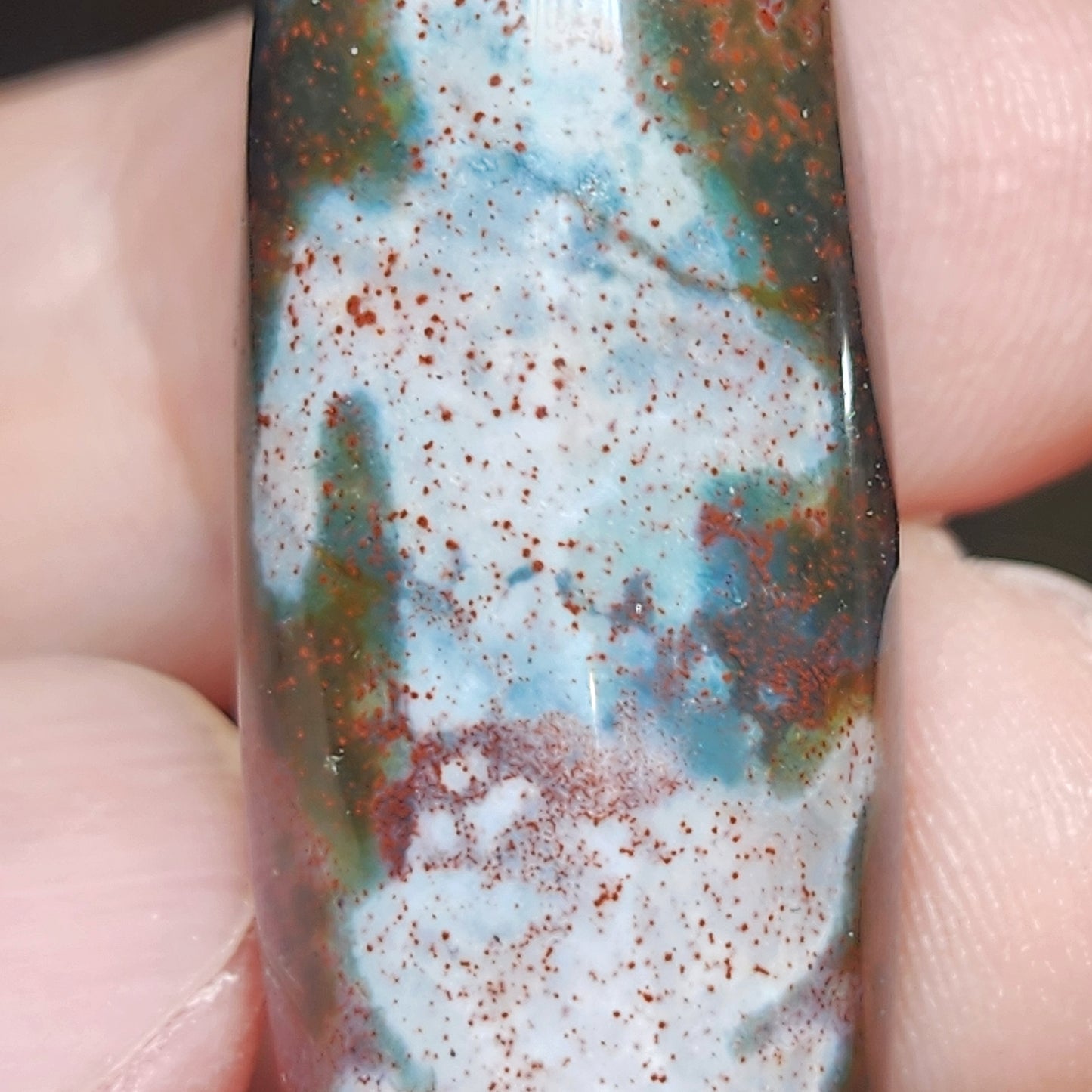 38.5mm Aged Tibetan Guan Yin Dzi pendant with lots of small red spots (with certificate, free necklace cord) 藏传老矿满細朱砂点观音天珠(带证书送项链绳)