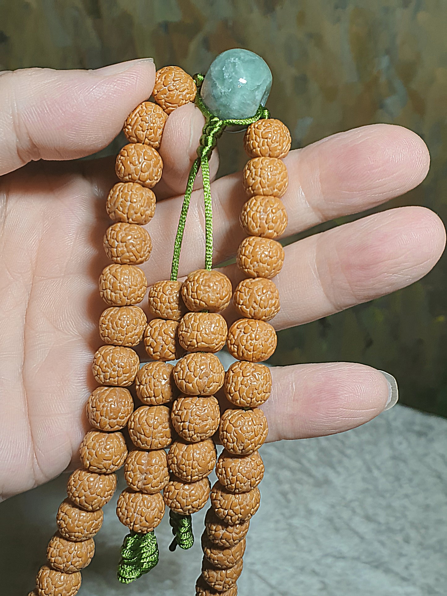 10.2mm High density high natural oil contents "Dragon Scales" 5 Mukhi (faces) small species Rudraksha 108 mala beads with a 17.8mm Type A Jadeite Lulutong 10.2毫米高油高密原桩龙鳞五瓣小金刚菩提108念珠配17.8毫米翡翠路路通