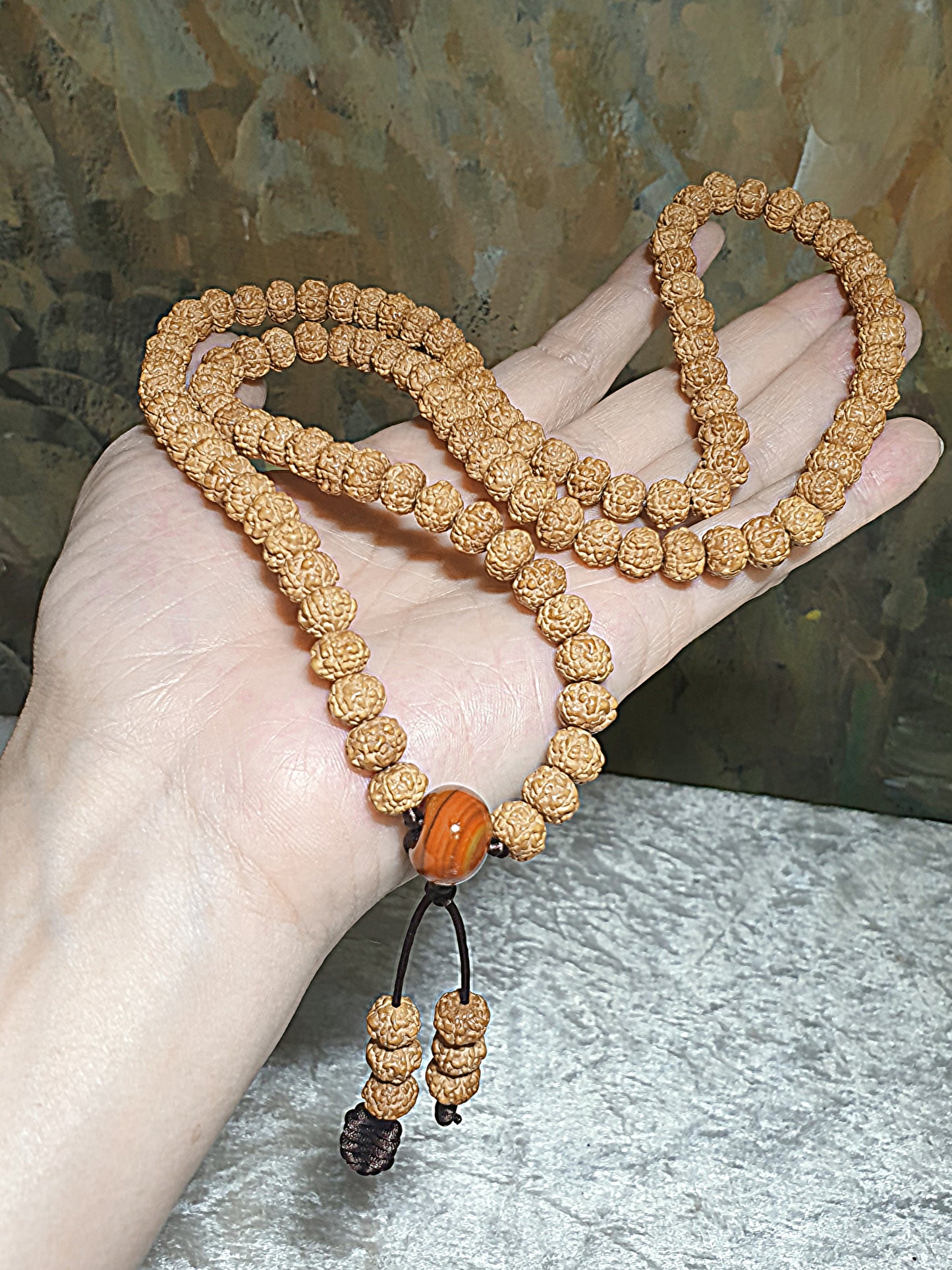 8.8mm 6 Mukhi (Faces) high density high oil content"Panlong (Coiling Dragons") Rudraksha 108 mala beads/necklace with a 14mm The Warring States Sardonyx Lu Lu Tong 8.8毫米高油铁籽六瓣盘龙小金刚菩提108念珠/项链配14毫米战国红路路通