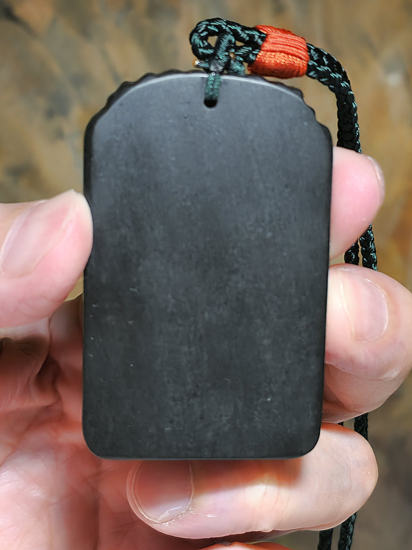 Premium Nephrite deep ink green Guan Yin & Pi Xiu Jade pendant (with certificate) 和田玉塔青墨绿精工雕刻观音、貔貅牌头吊坠(带证书)