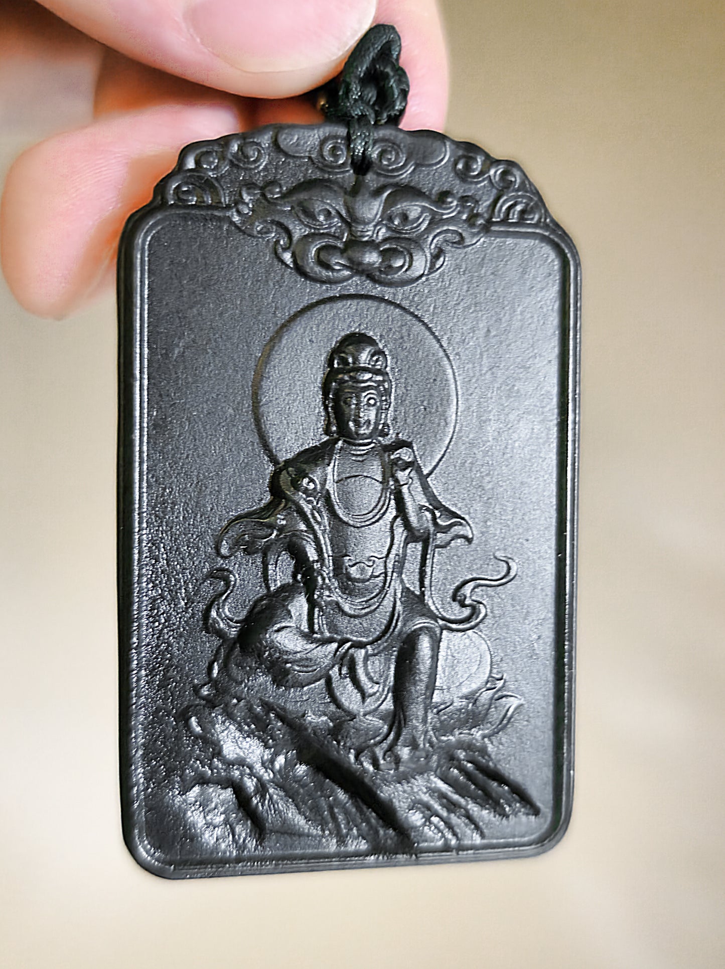 Premium Nephrite deep ink green Guan Yin & Pi Xiu Jade pendant (with certificate) 和田玉塔青墨绿精工雕刻观音、貔貅牌头吊坠(带证书)