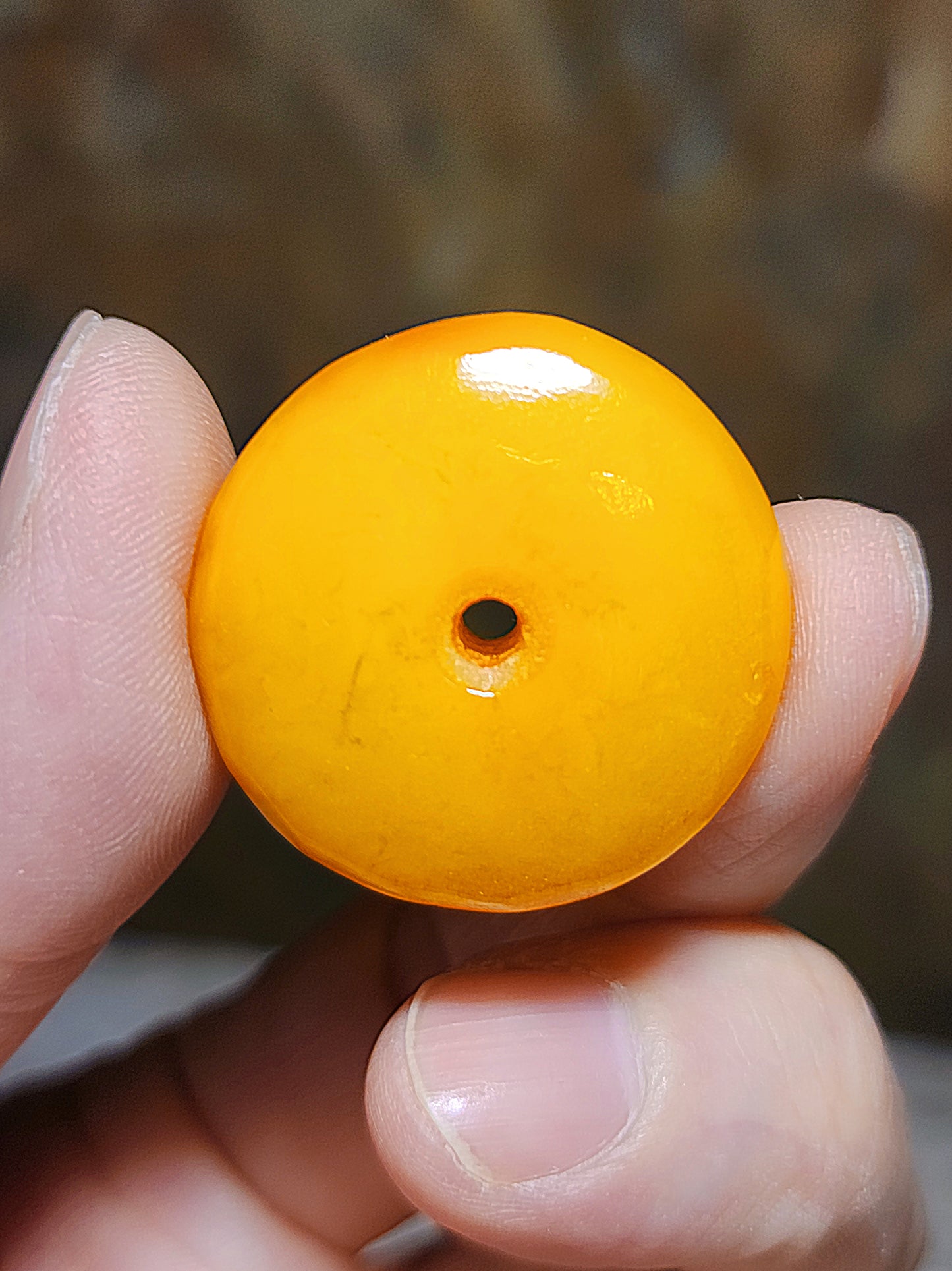 29.5mm Aged handmade Butterscotch Amber Donut pendant (free necklace cord) 29.5毫米手工老蜜蜡平安扣吊坠(送項链绳)