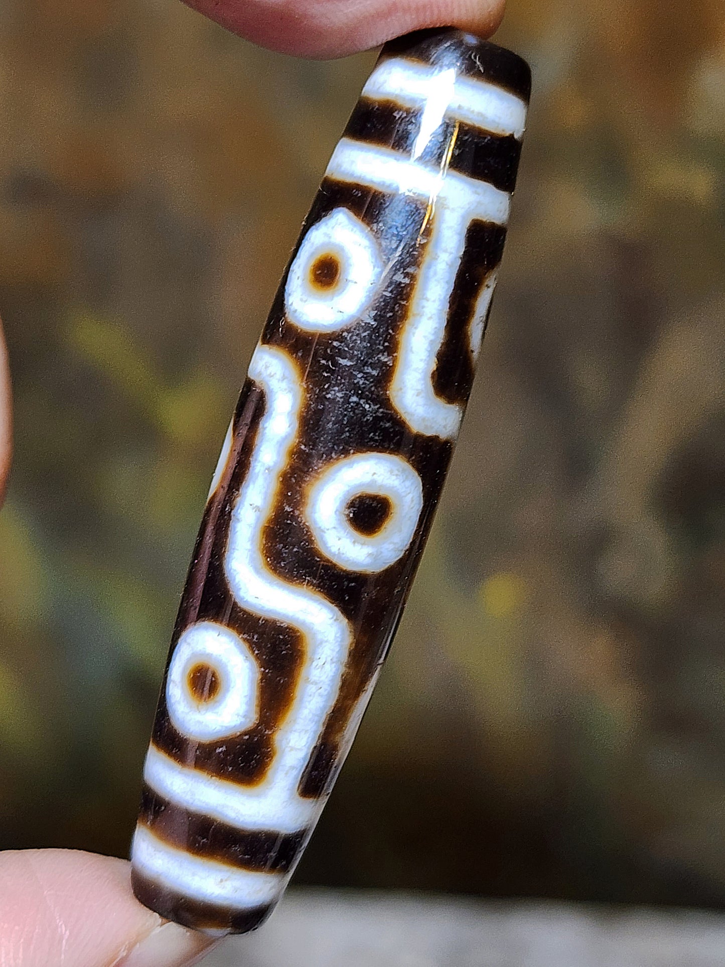 58.5mm Premium aged Tibetan Agate Nine Eyes Dzi (free necklace cord) 58.5毫米西藏老矿玛瑙精品九眼天珠(送項链绳)