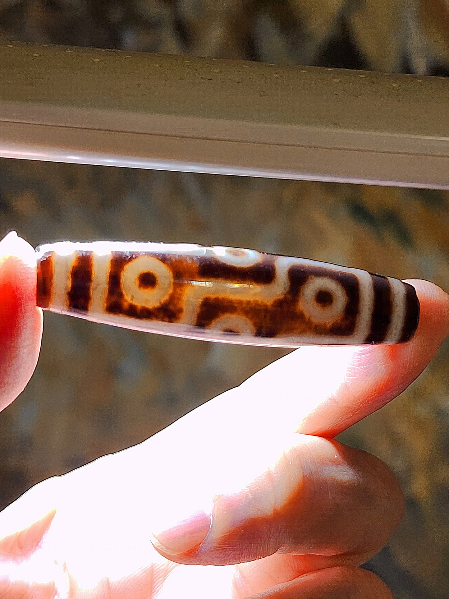 58.5mm Premium aged Tibetan Agate Nine Eyes Dzi (free necklace cord) 58.5毫米西藏老矿玛瑙精品九眼天珠(送項链绳)