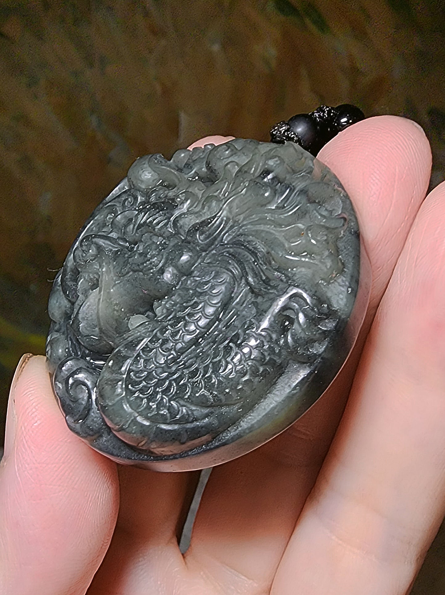 Natural Nephrite greenish Qinghua large Dragon pendant (with certificate) 和田玉绿青花大龙牌(带证书)