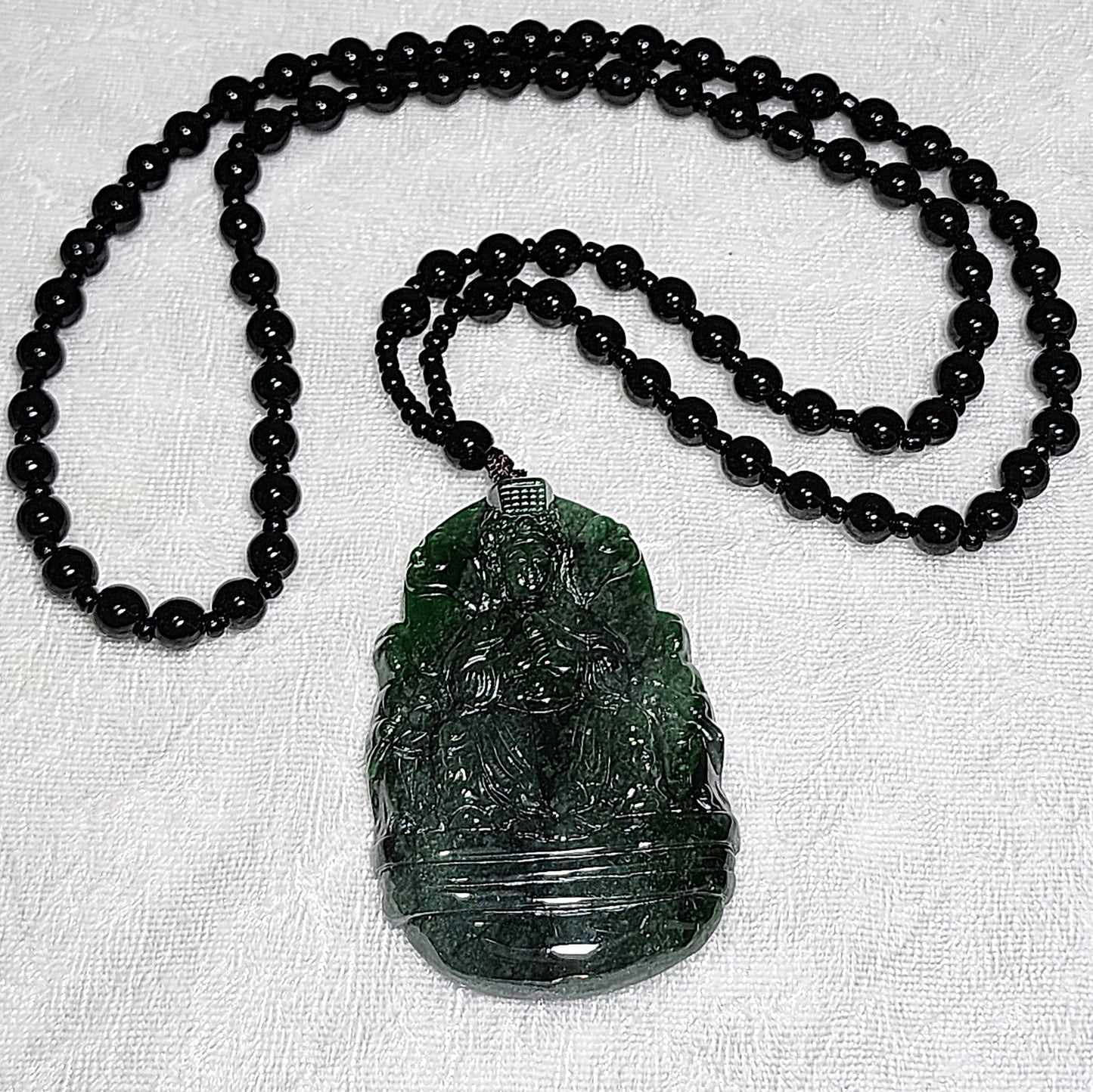 Type A Jadeite green with blue hue Maju (Ocean Goddess) pendant (with certificate) 翡翠绿帶蓝调妈祖吊坠(带证书)
