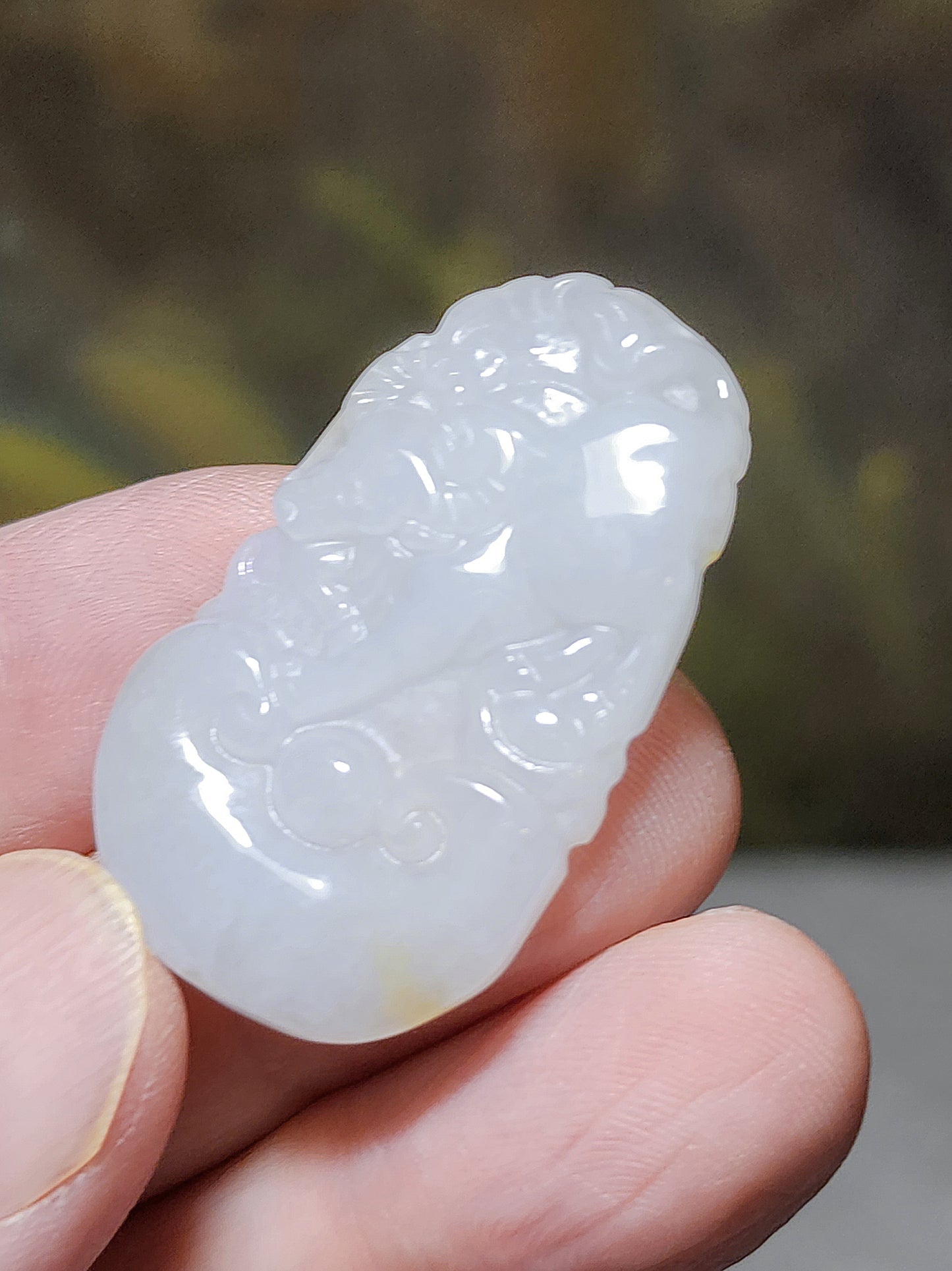 Type A Jadeite Chinese Zodiac Ox pendant (free necklace cord) 翡翠生肖牛吊坠(送項链绳)