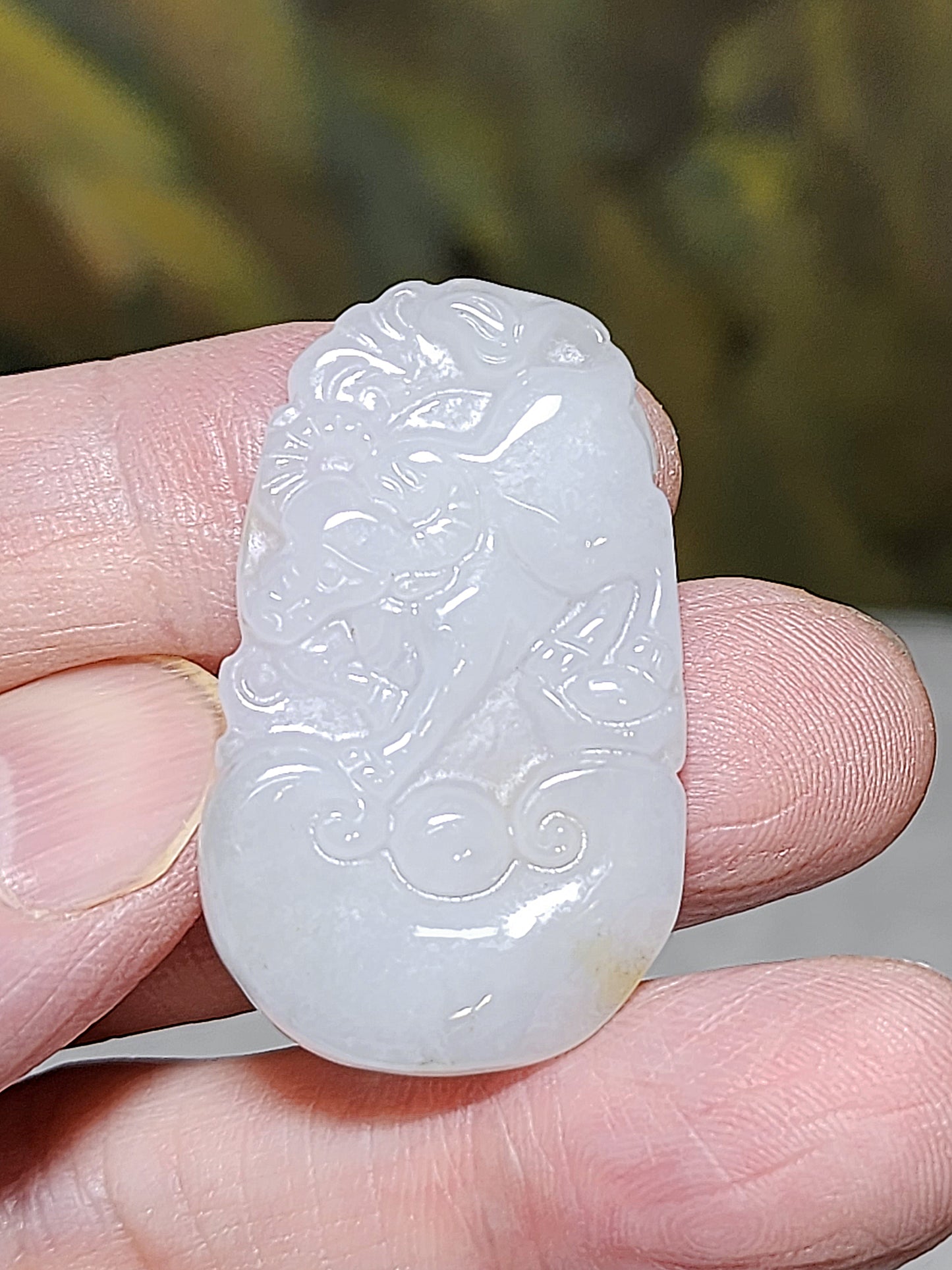 Type A Jadeite Chinese Zodiac Ox pendant (free necklace cord) 翡翠生肖牛吊坠(送項链绳)