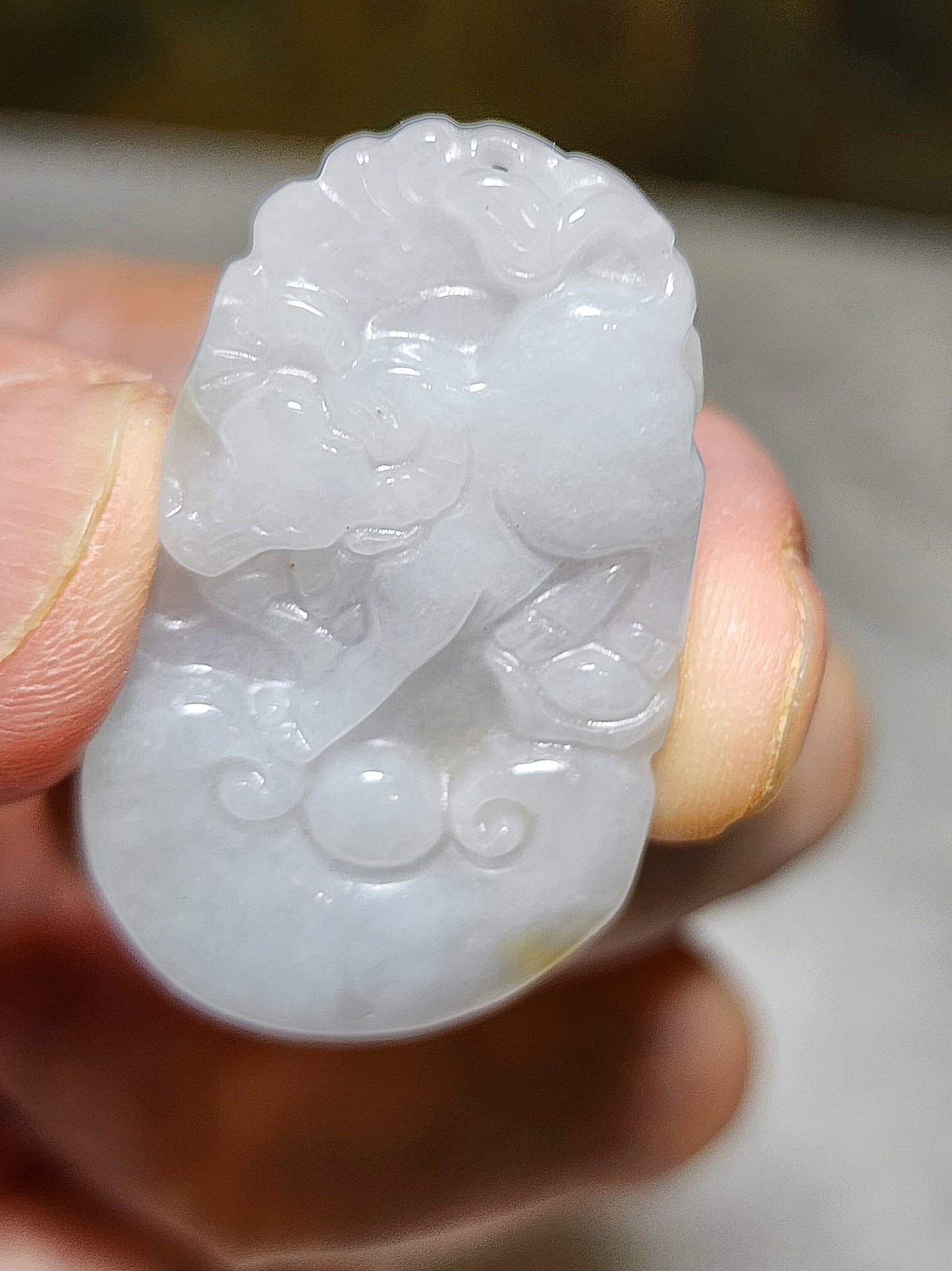 Type A Jadeite Chinese Zodiac Ox pendant (free necklace cord) 翡翠生肖牛吊坠(送項链绳)