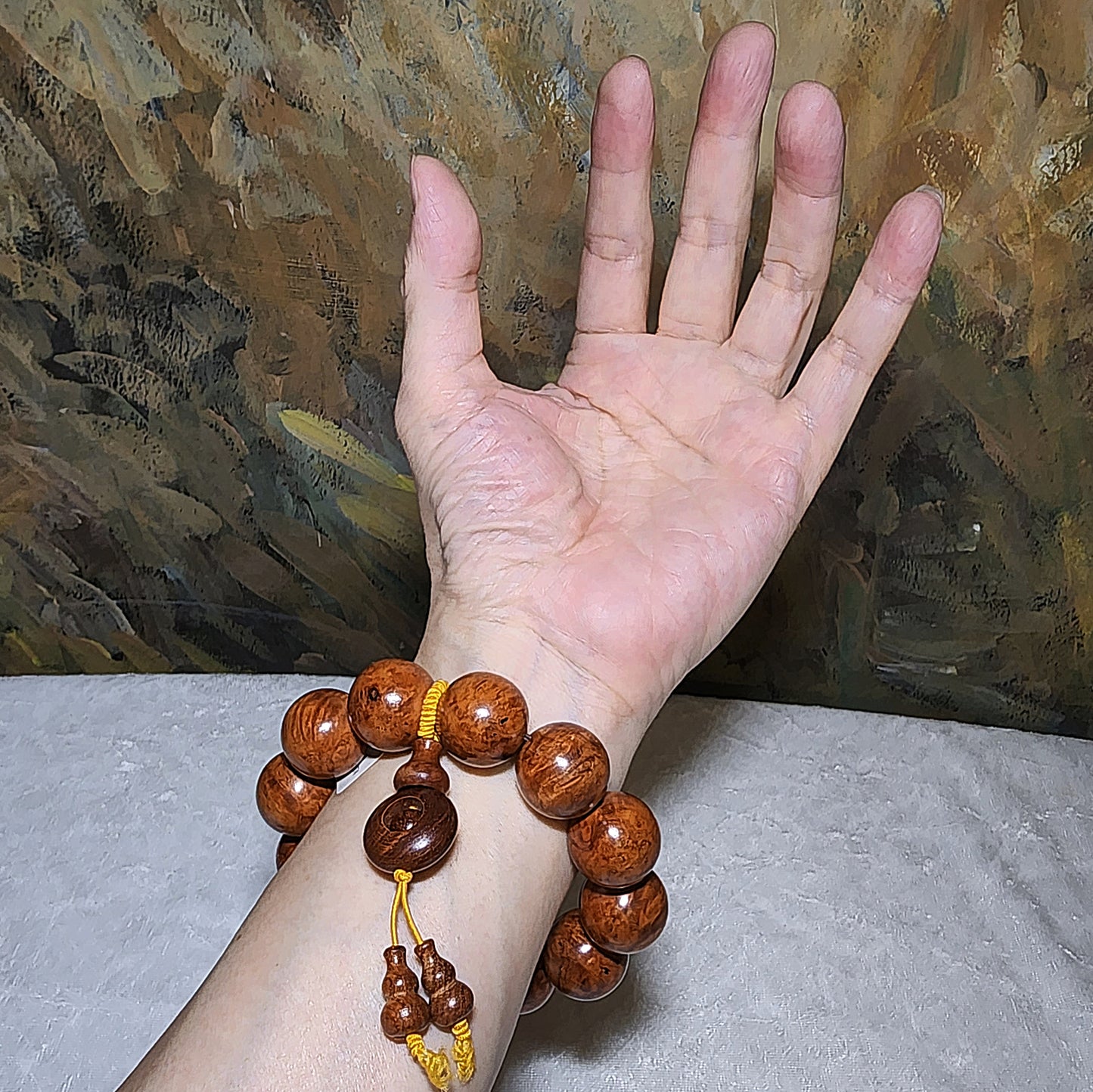 20mm Premium aged Hainan Chinese Fragrant Rosewood (Dalbergia odorifera) "Knurl Knob" high natural oil content bracelet/handheld 大尺寸20毫米海南黄花梨(降香黄檀)老油梨瘤疤手串/手持