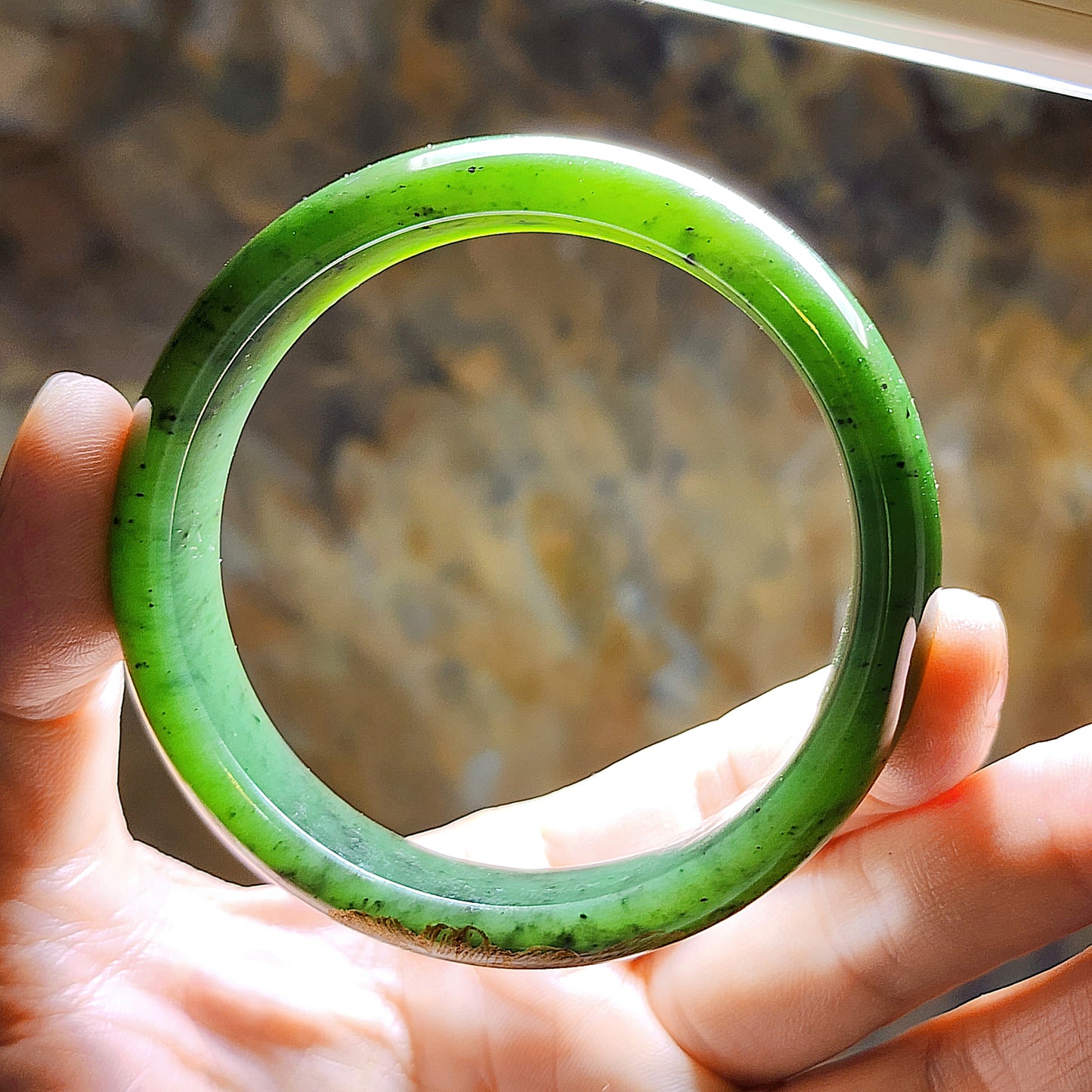 61mm Premium Nephrite green "Miaojin (gold outline)" Peony Jade bangle (with certificate) 61毫米和田玉碧玉描金花开富贵手镯(带证书)
