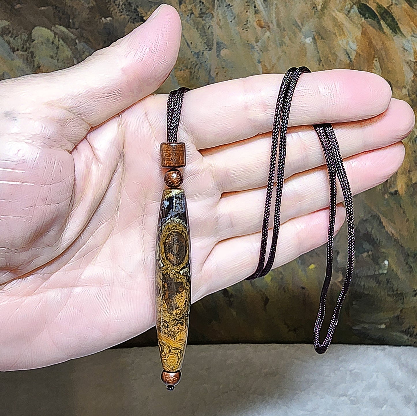 59.3mm Tibetan Meng Tianzhu Natural Eyes 3 Eyes Dzi pendant 59.3毫米九眼页岩蒙天珠天眼三眼吊坠