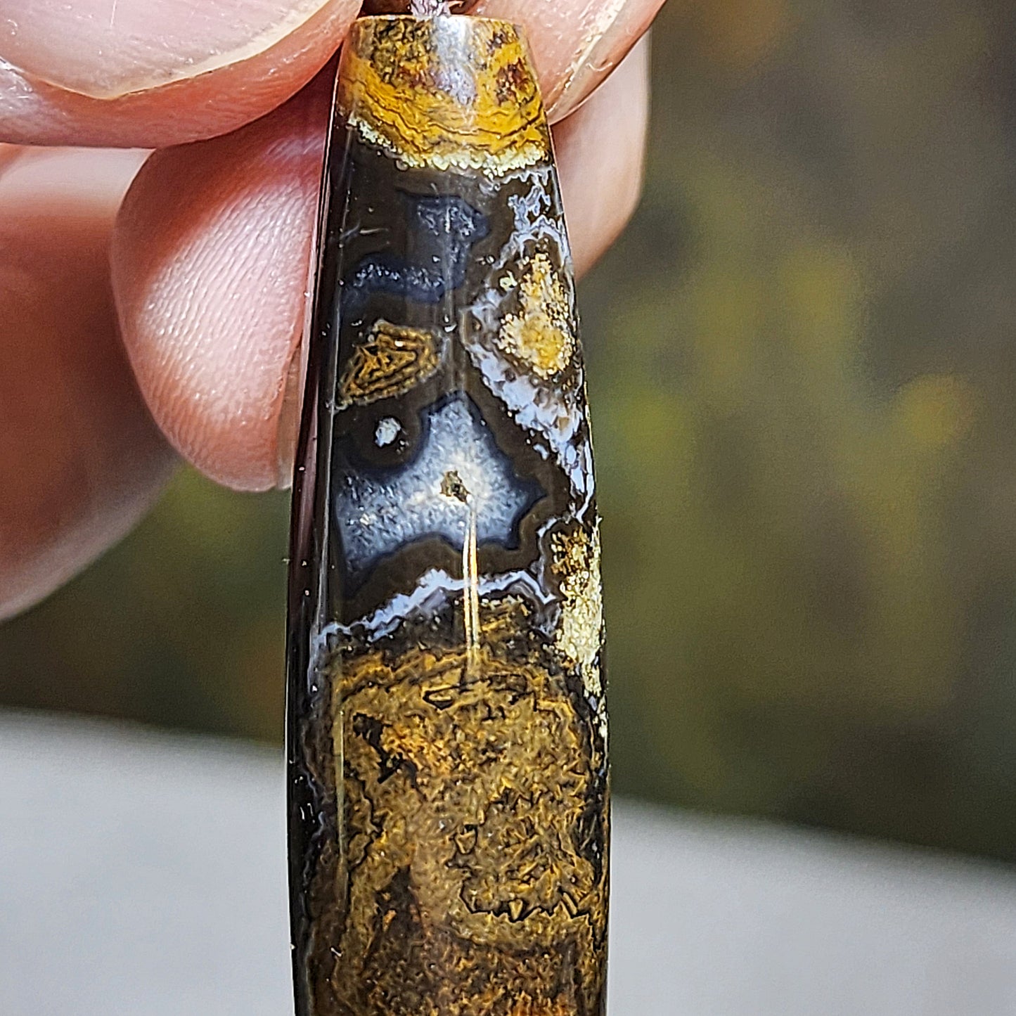 59.3mm Tibetan Meng Tianzhu Natural Eyes 3 Eyes Dzi pendant 59.3毫米九眼页岩蒙天珠天眼三眼吊坠