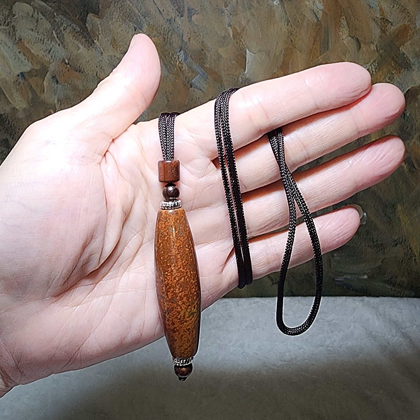 53.6mm Tibetan Meng Tianzhu reddish small natural eyes Dzi pendant 53.6毫米九眼页岩老料红鱼籽小眼睛蒙天珠吊坠