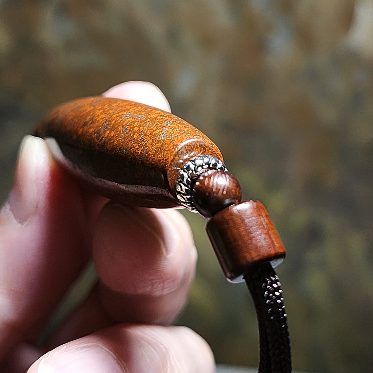 53.6mm Tibetan Meng Tianzhu reddish small natural eyes Dzi pendant 53.6毫米九眼页岩老料红鱼籽小眼睛蒙天珠吊坠
