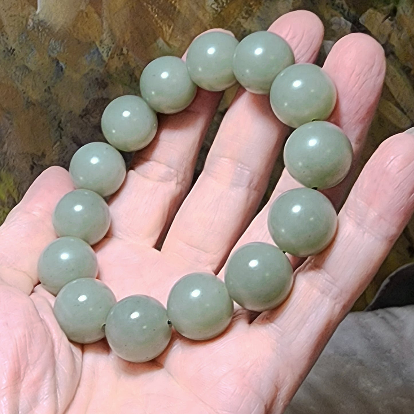 16.1mm Premium Nephrite light green with blue hue bracelet (with certificate) 16.1毫米和田玉且末青白带蓝调手链(带证书)