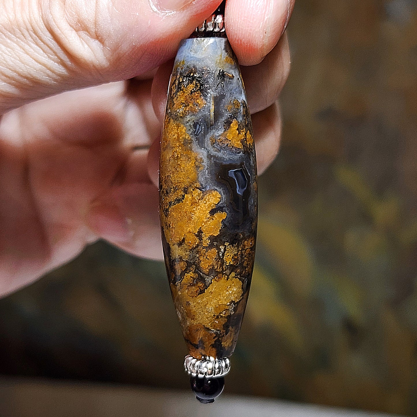 52mm Tibetan Meng Tianzhu Natural Eyes natural Dragon totem Dzi pendant 52毫米九眼页岩蒙天珠天眼多眼天然龙纹吊坠