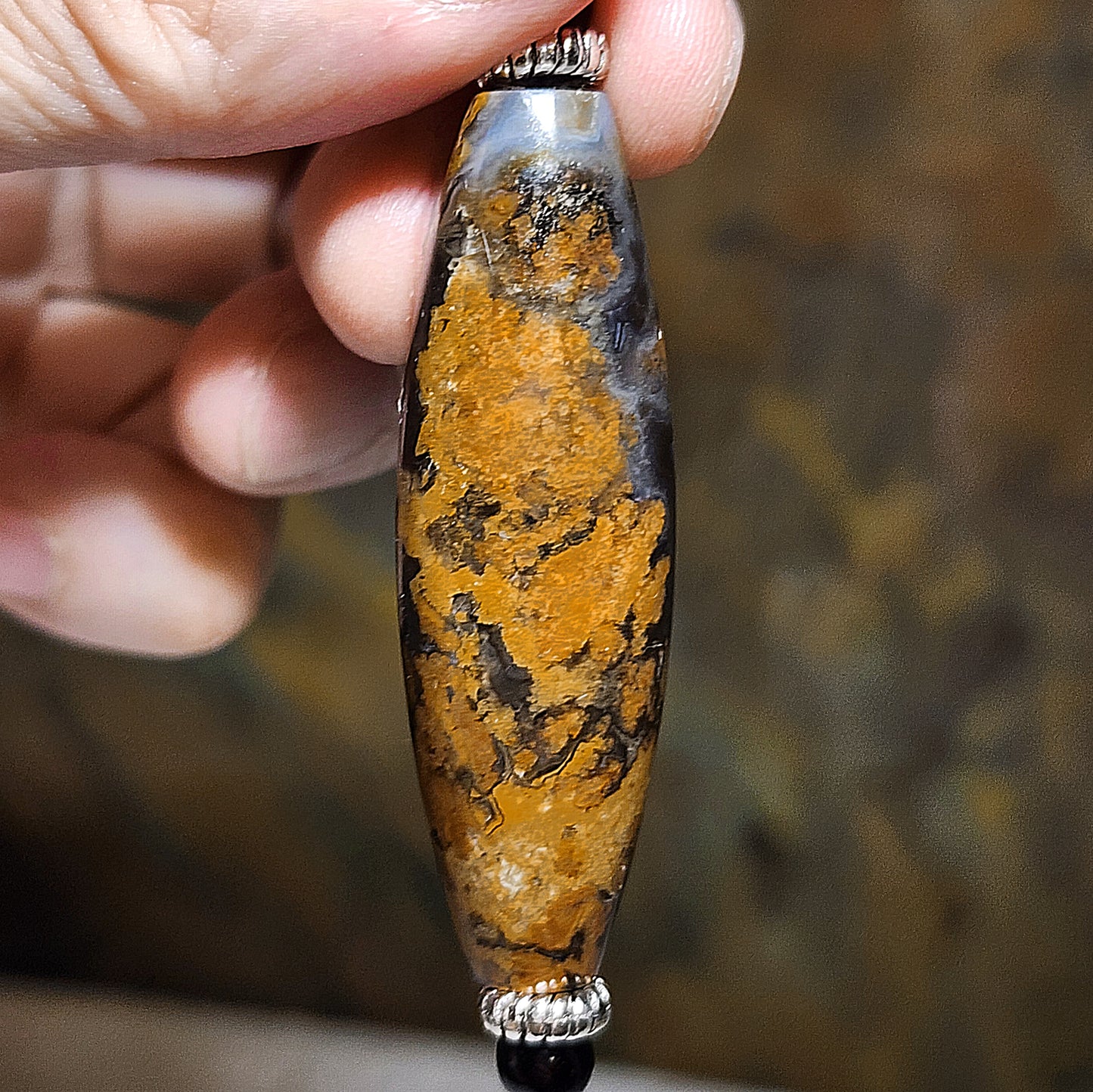 52mm Tibetan Meng Tianzhu Natural Eyes natural Dragon totem Dzi pendant 52毫米九眼页岩蒙天珠天眼多眼天然龙纹吊坠