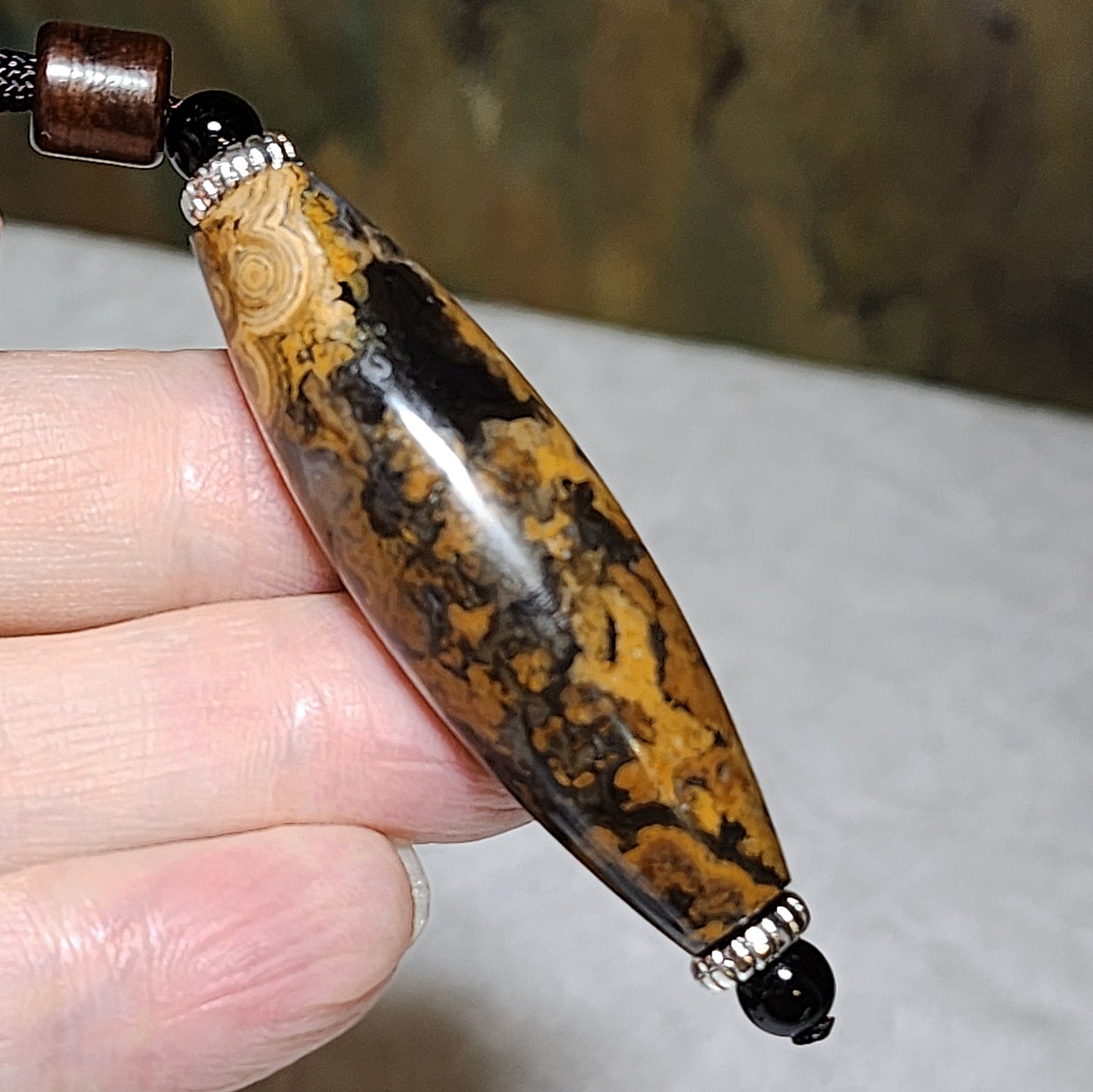 52mm Tibetan Meng Tianzhu Natural Eyes natural Dragon totem Dzi pendant 52毫米九眼页岩蒙天珠天眼多眼天然龙纹吊坠