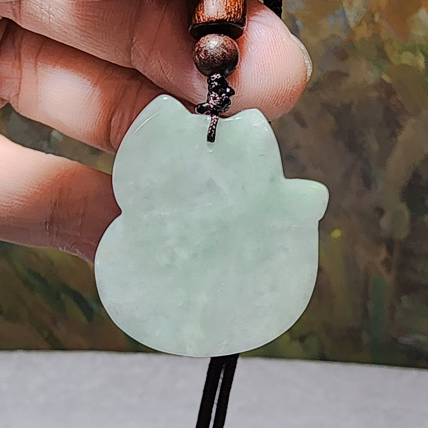 Type A Jadeite light green Fox Jade pendant (with certificate) 翡翠淡绿狐狸吊坠(帶证书)