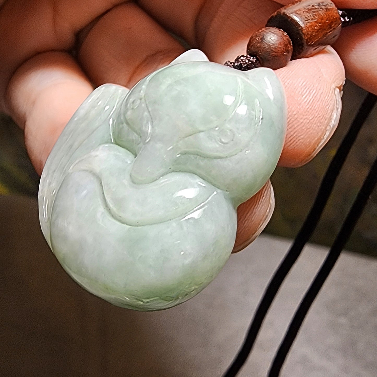 Type A Jadeite light green Fox Jade pendant (with certificate) 翡翠淡绿狐狸吊坠(帶证书)