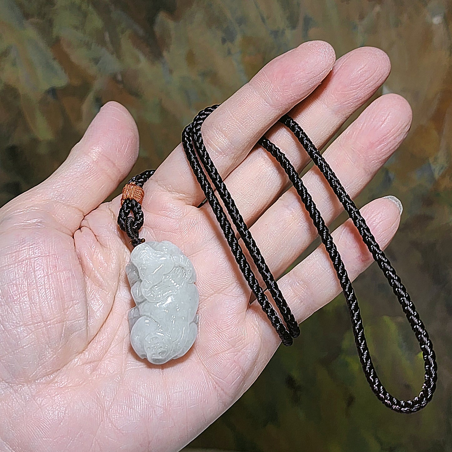 39mm Type A Jadeite light green 3 dimensional Chinese Zodiac Ox Jade pendant (with certificate) 39毫米翡翠淡绿立体生肖牛吊坠(带证书)