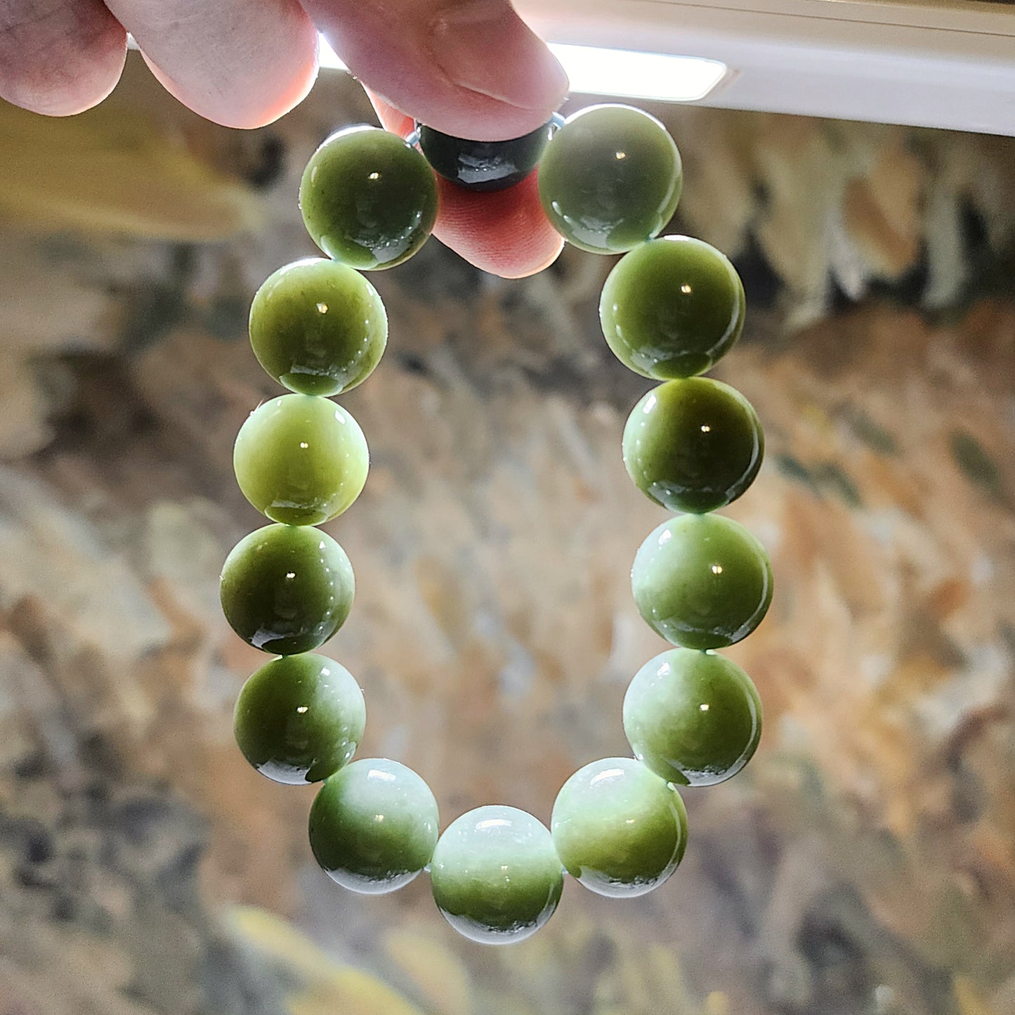 16mm Premium Nephrite blue hue light green with some caramel brown bracelet (with certificate) 16毫米优质和田玉且末蓝调青白帶小许糖手链(带证书)