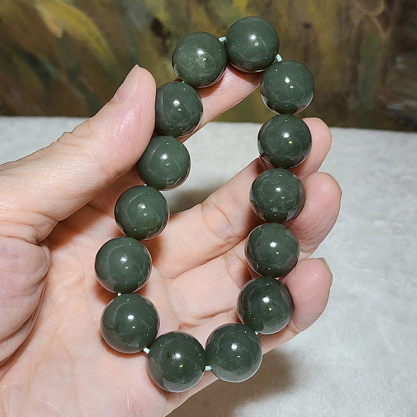 16mm Premium Nephrite blue hue light green with some caramel brown bracelet (with certificate) 16毫米优质和田玉且末蓝调青白帶小许糖手链(带证书)