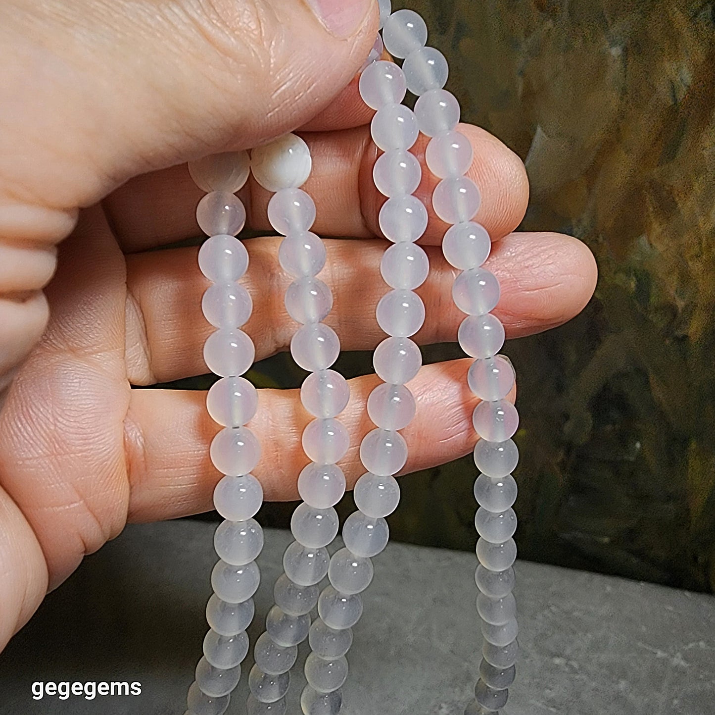 Gegegems Creation 6mm Premium Icy white Chalcedony with 8mm Che Qu Medicine Dzi Lotus &Hulu 108 mala necklace 优质冰白玉髓硨磲药师珠蓮花珠三通108念珠項链