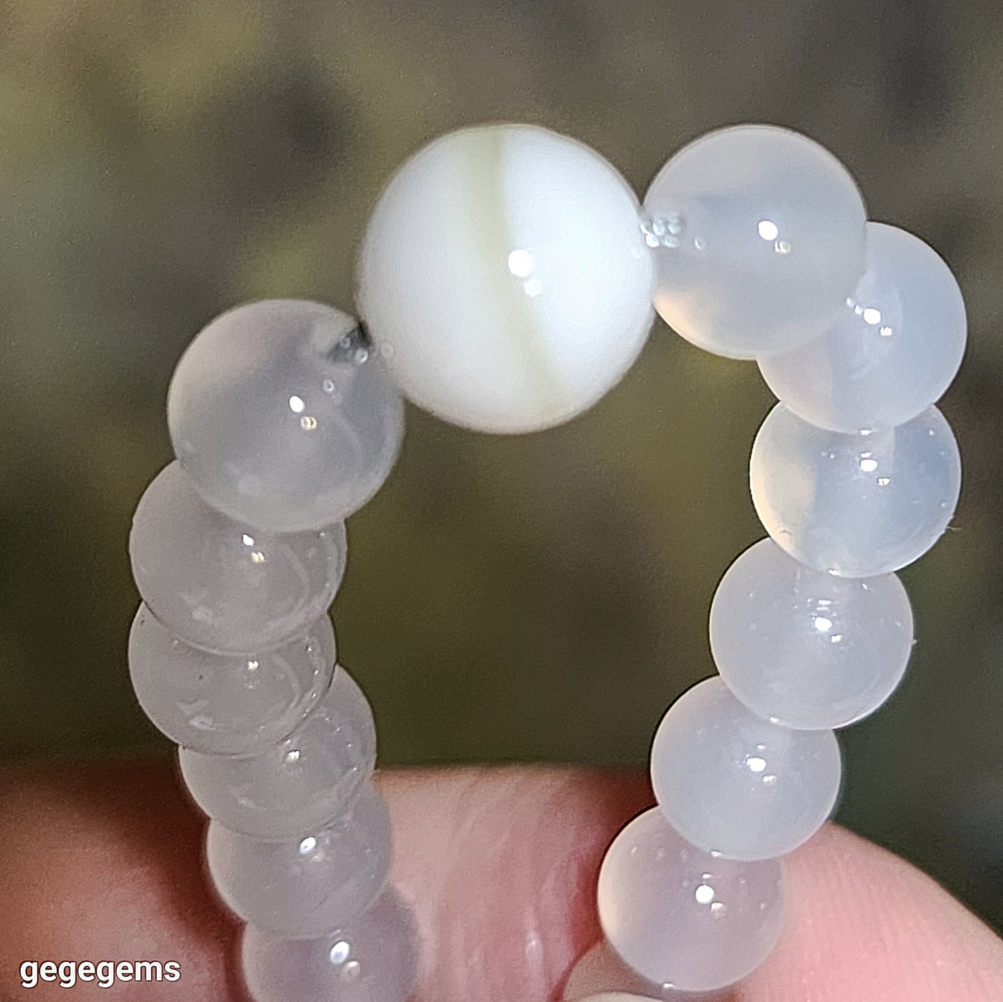 Gegegems Creation 6mm Premium Icy white Chalcedony with 8mm Che Qu Medicine Dzi Lotus &Hulu 108 mala necklace 优质冰白玉髓硨磲药师珠蓮花珠三通108念珠項链