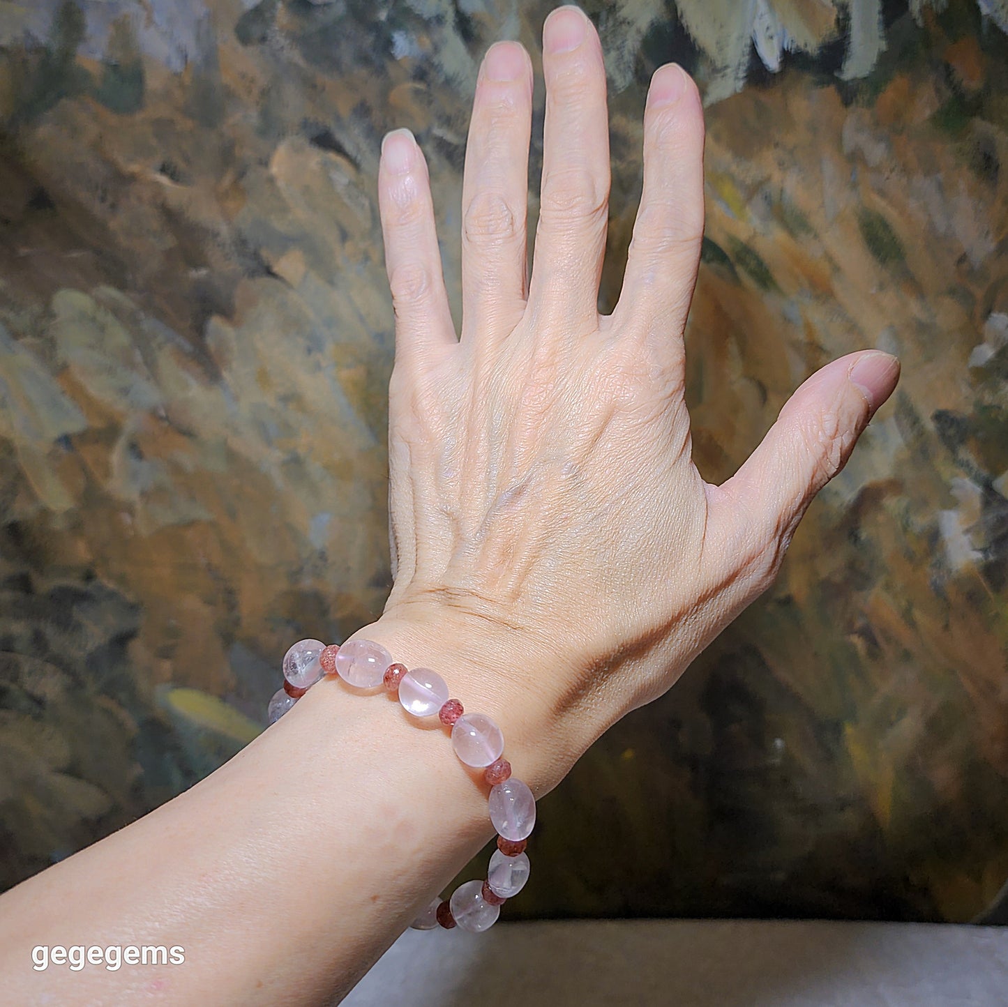10mm Premium Madagascar freeform Rose Quartz with 6mm faceted Strawberry Quartz bracelet 冰透马达加斯加随形粉晶配切面草莓晶手链