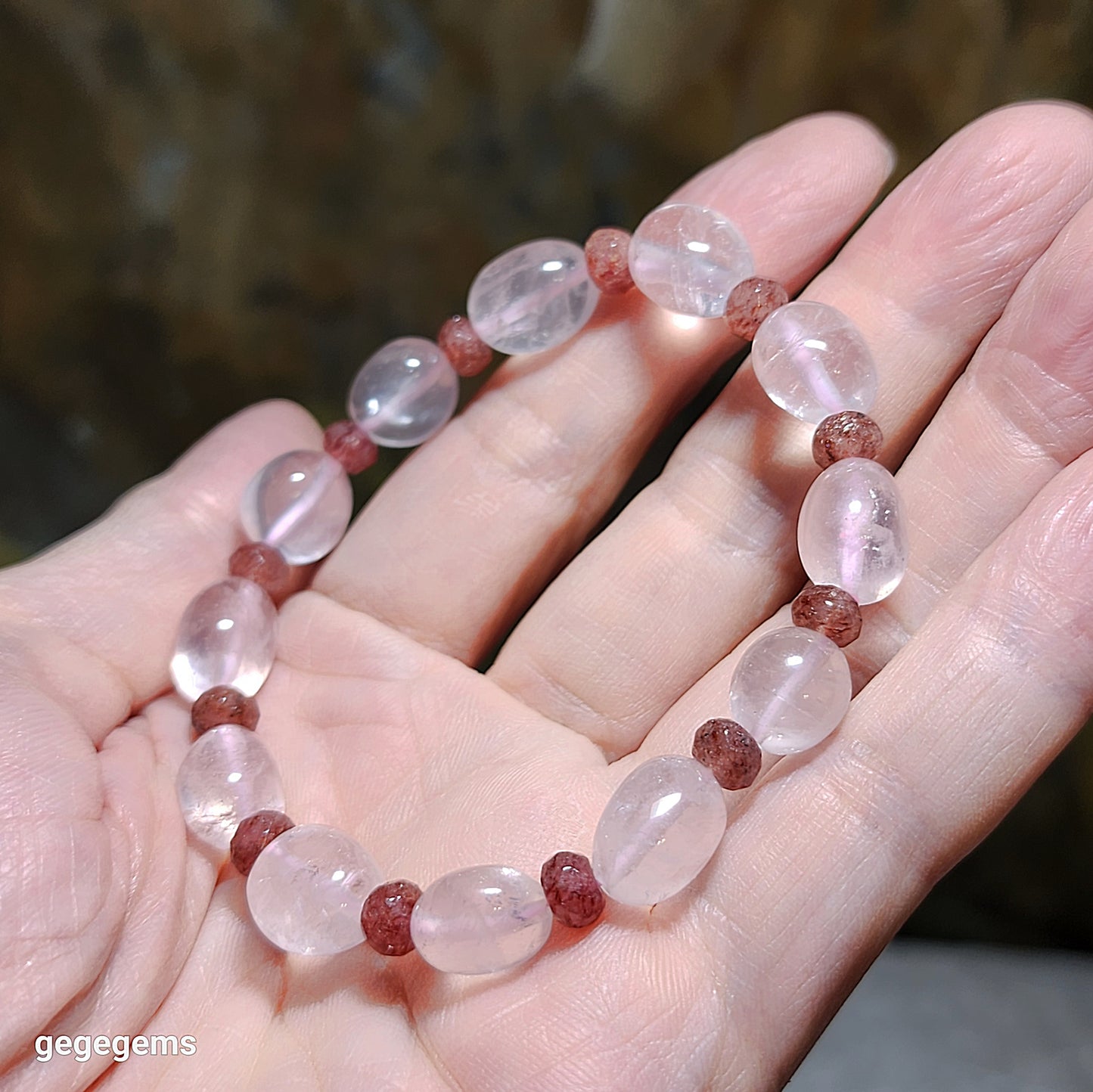 10mm Premium Madagascar freeform Rose Quartz with 6mm faceted Strawberry Quartz bracelet 冰透马达加斯加随形粉晶配切面草莓晶手链