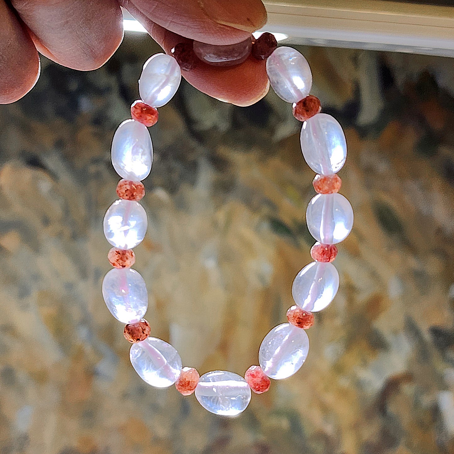 10mm Premium Madagascar freeform Rose Quartz with 6mm faceted Strawberry Quartz bracelet 冰透马达加斯加随形粉晶配切面草莓晶手链