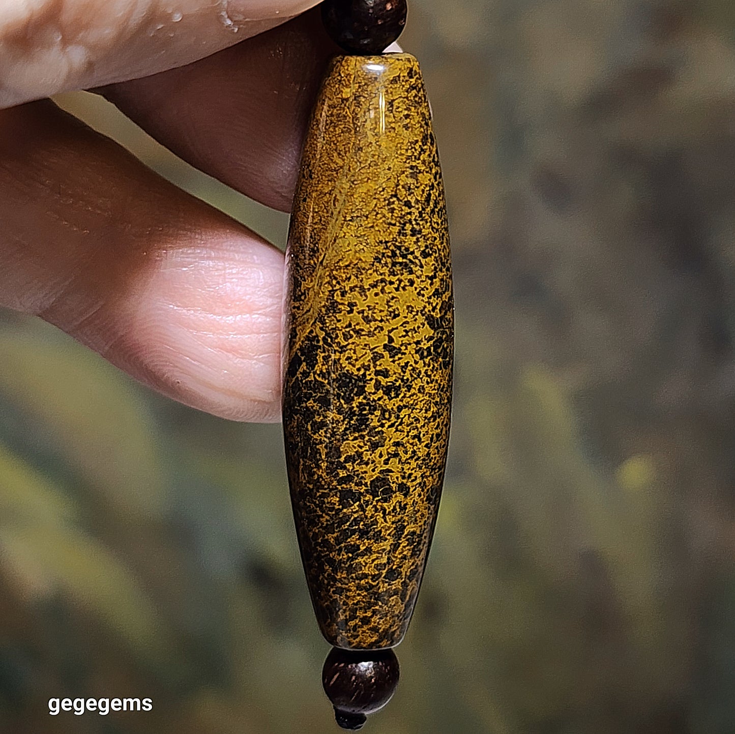 45.8mm Tibetan Meng Tianzhu small natural eyes Dzi pendant 45.8毫米九眼页岩鱼籽老料小眼睛蒙天珠吊坠