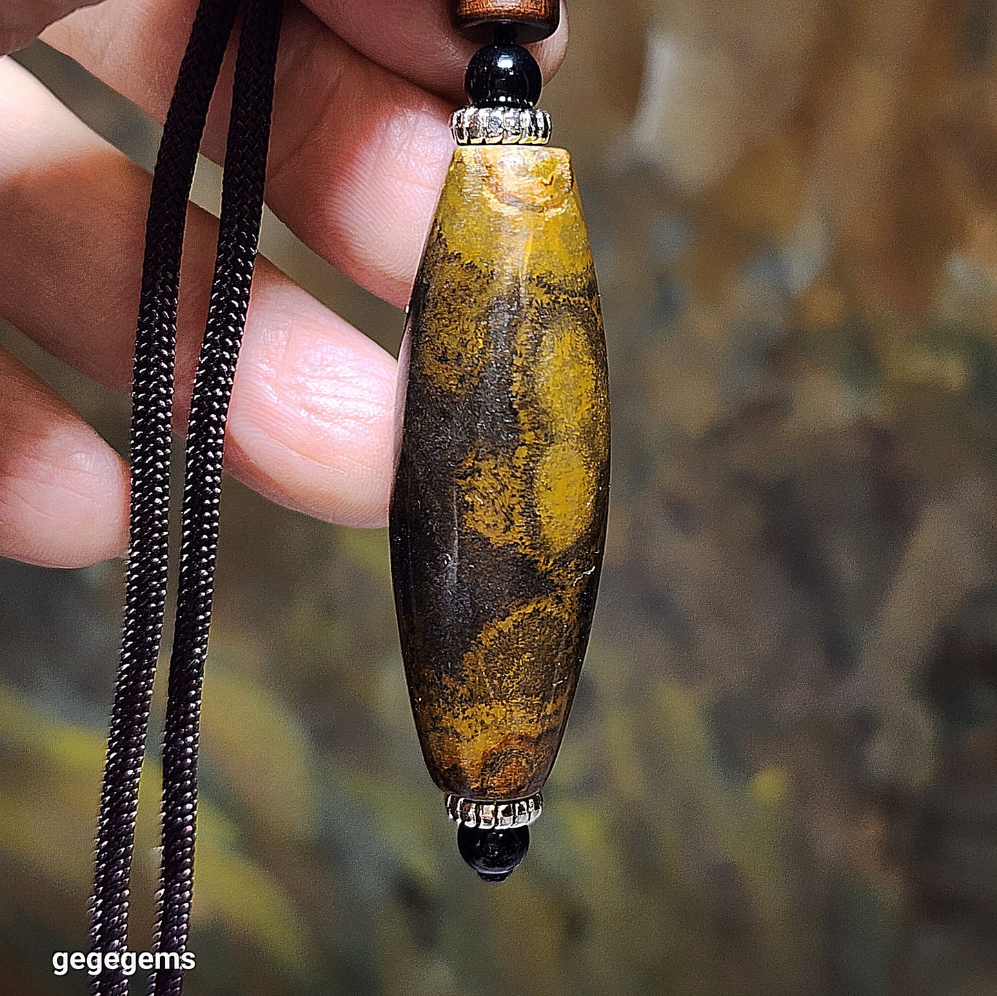 50mm Tibetan Meng Tianzhu natural eyes 9 Eyes Dzi pendant 老料九眼页岩天眼九眼蒙天珠吊坠
