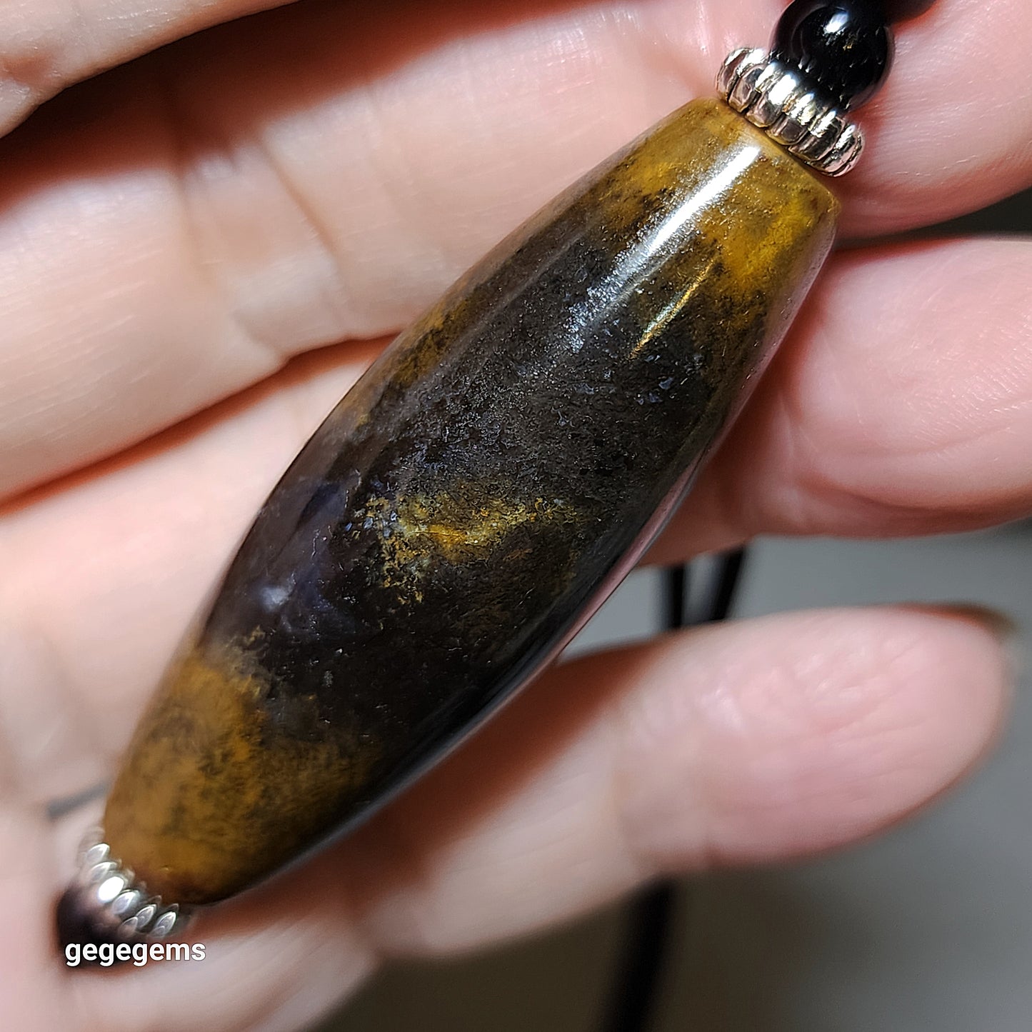 50mm Tibetan Meng Tianzhu natural eyes 9 Eyes Dzi pendant 老料九眼页岩天眼九眼蒙天珠吊坠