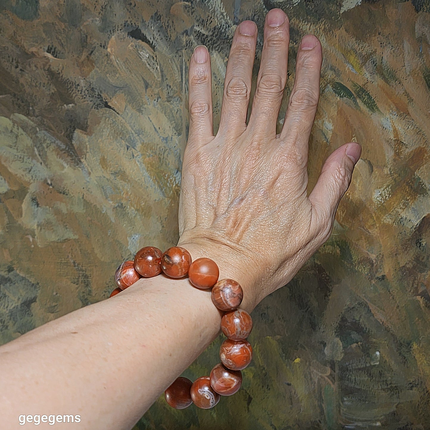 17.5mm Baoshan Nan Hong with some "stone skin" bracelet 100克大尺寸保山南红带小许皮手链