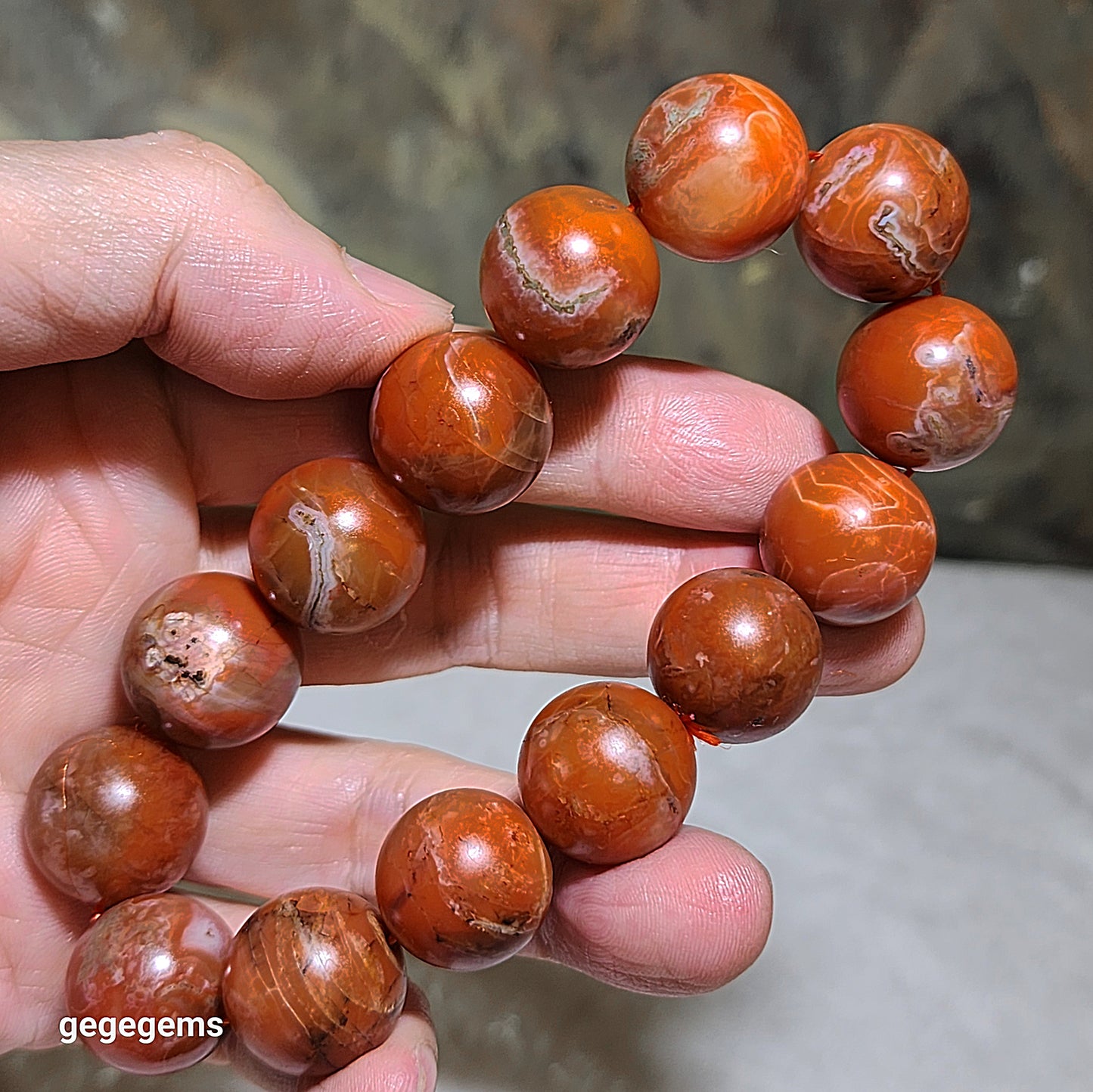 17.5mm Baoshan Nan Hong with some "stone skin" bracelet 100克大尺寸保山南红带小许皮手链