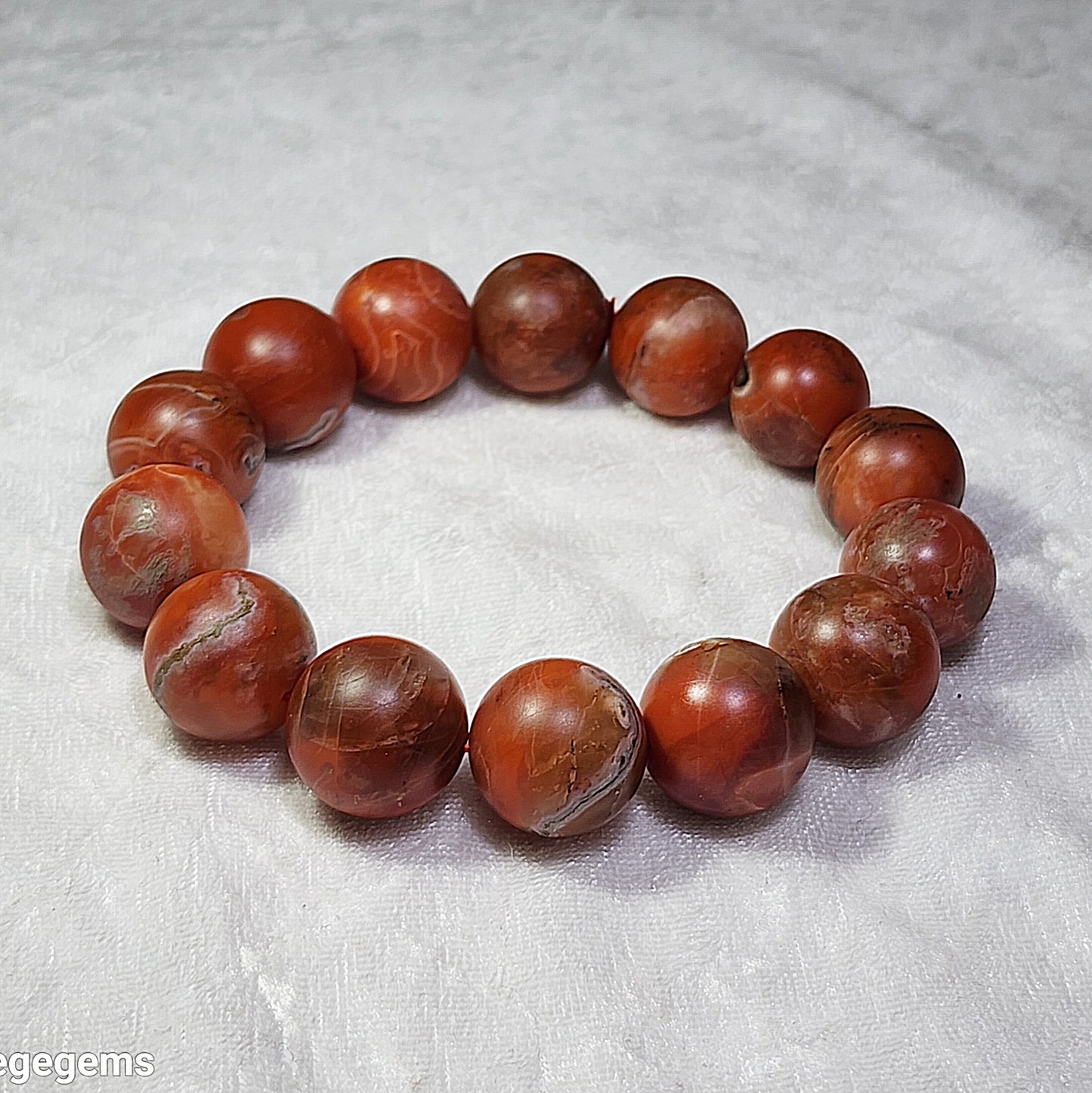 17.5mm Baoshan Nan Hong with some "stone skin" bracelet 100克大尺寸保山南红带小许皮手链