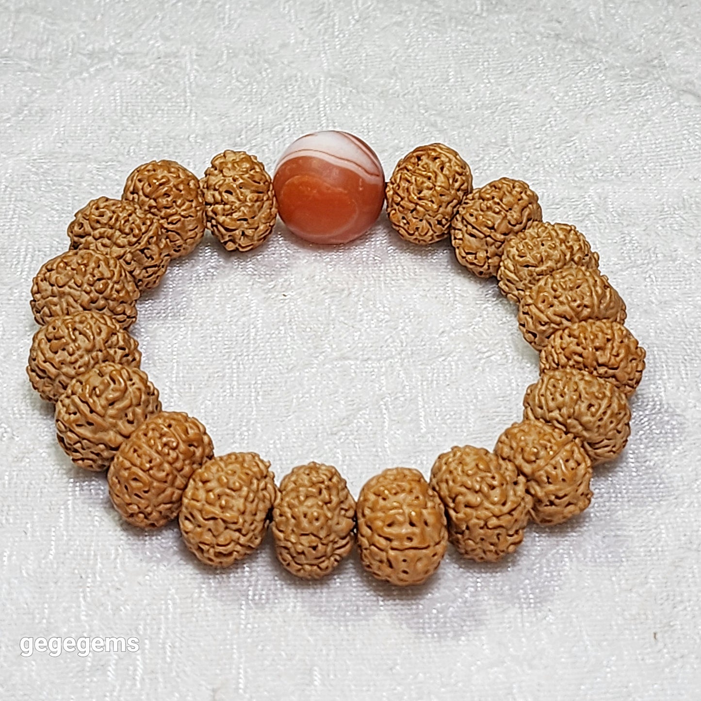14mm premium natural "Panlong" (Coiling Dragon) 10 Mukhi (faces) small species Rudraksha with a 16mm Baoshan Nan Hong bracelet/18 beads mala 14毫米十瓣盘龙小金刚菩提子配宝山南红手链/十八子手持