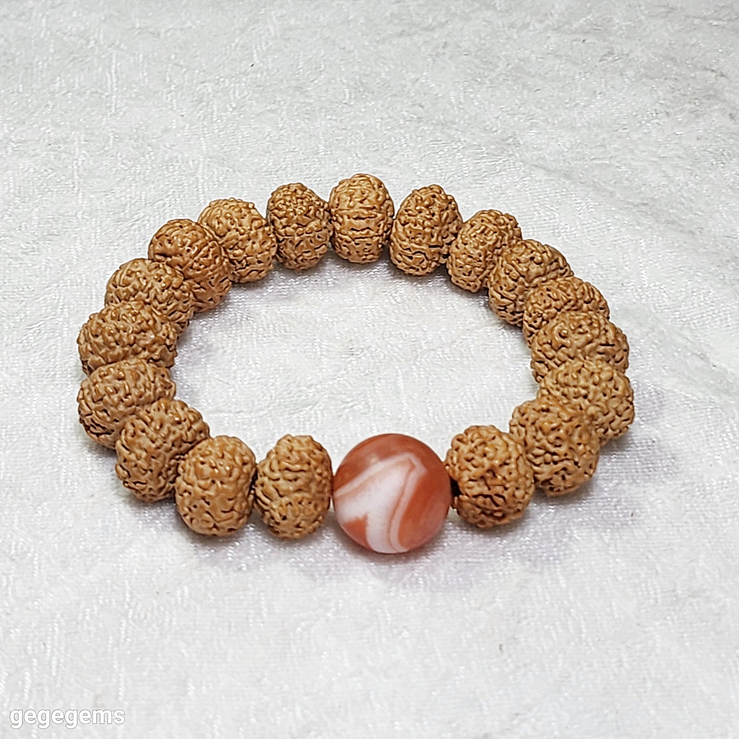 14mm premium natural "Panlong" (Coiling Dragon) 10 Mukhi (faces) small species Rudraksha with a 16mm Baoshan Nan Hong bracelet/18 beads mala 14毫米十瓣盘龙小金刚菩提子配宝山南红手链/十八子手持
