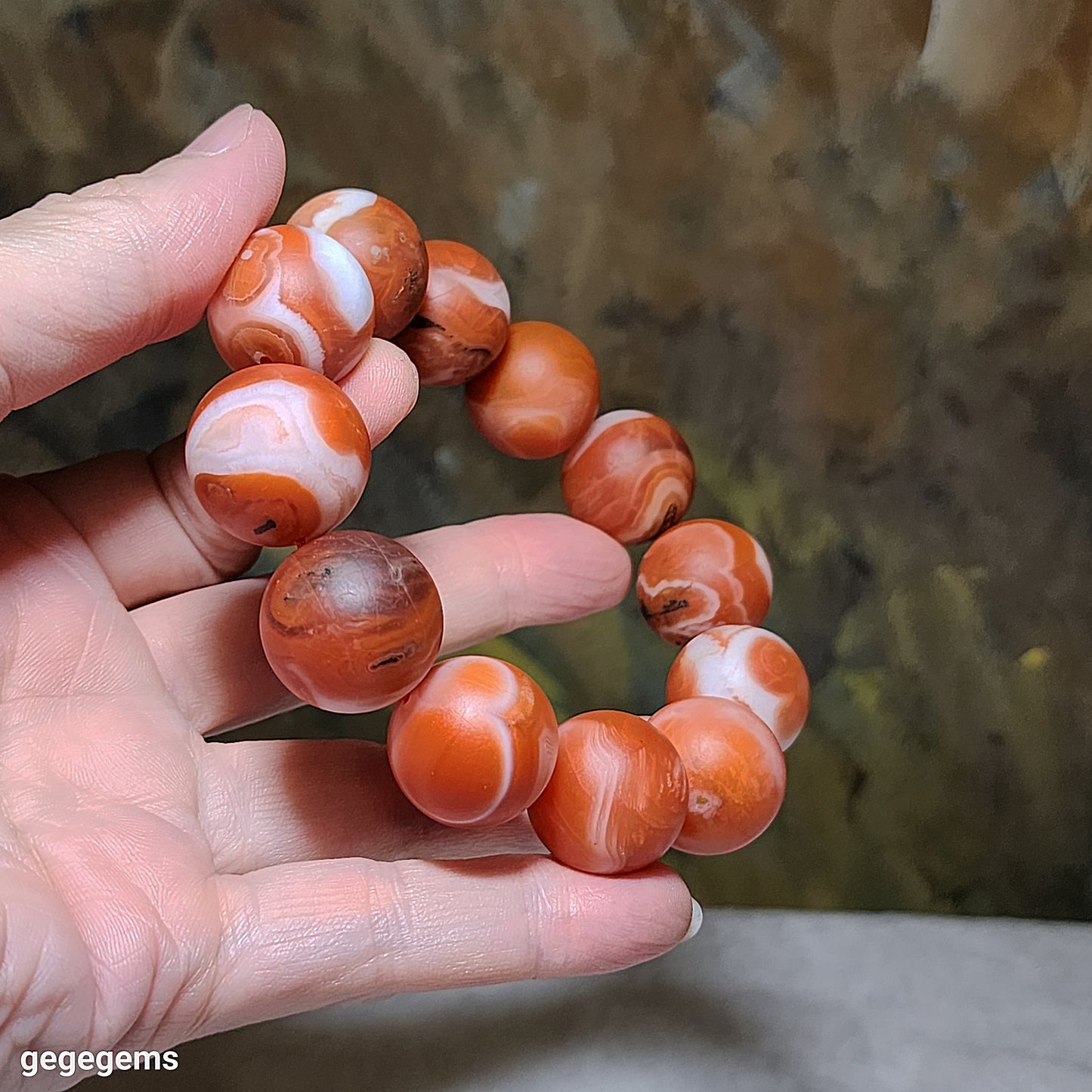 Rare 20mm Premium Baoshan Nan Hong red & white with some "skin" bracelet 罕见大尺寸135克保山南红红白带小许铁皮手链