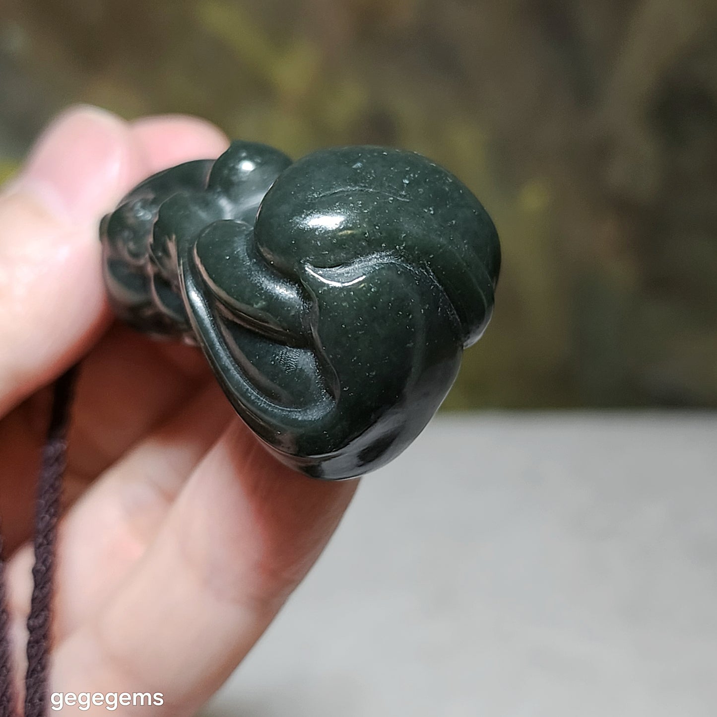 Premium Nephrite deep olive green 3 dimensional "Getting One's Savior" pendant (with certificate) 和田玉塔青深绿立体遇贵人吊坠(带证书)