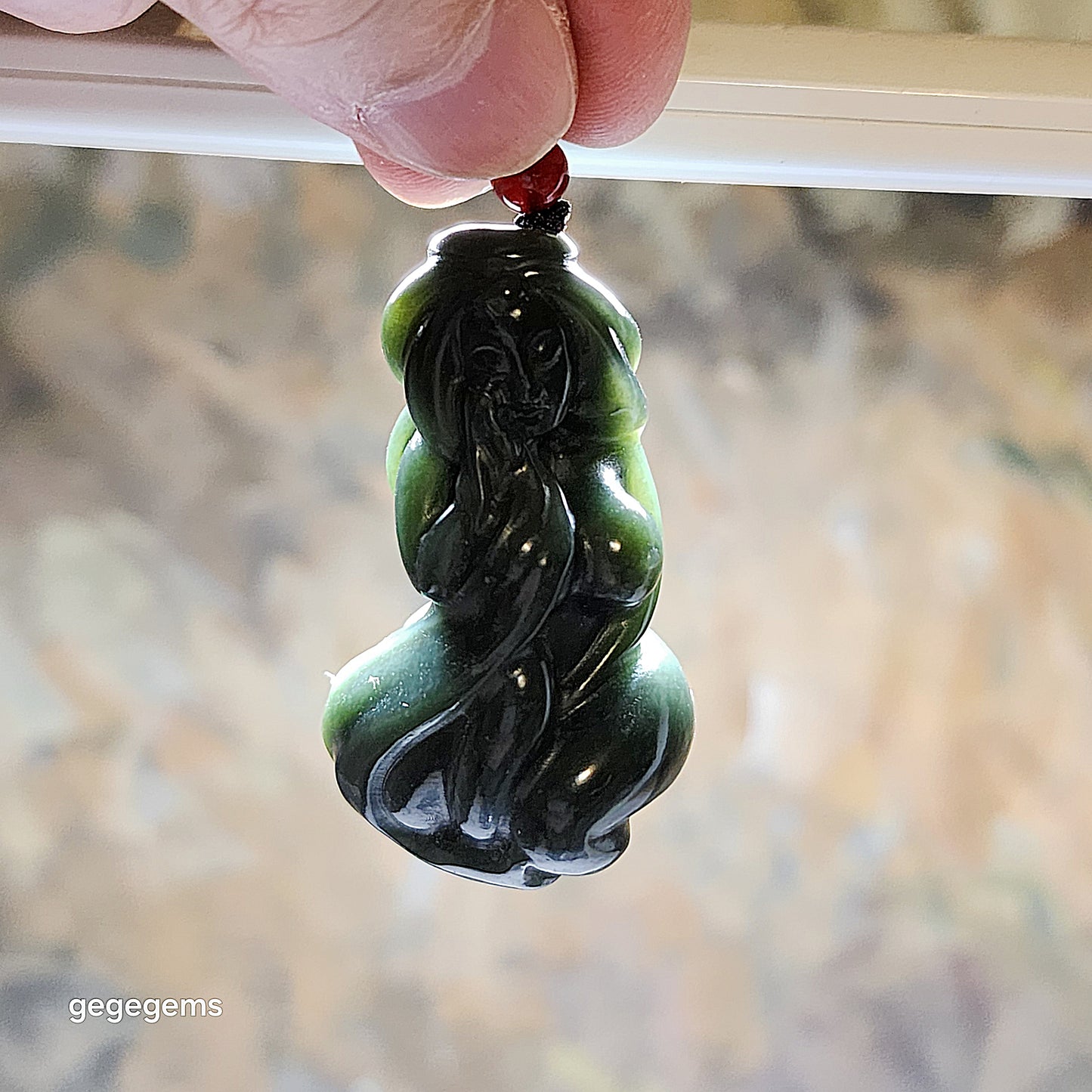 Premium Nephrite deep olive green 3 dimensional "Getting One's Savior" pendant (with certificate) 和田玉塔青深绿立体遇贵人吊坠(带证书)
