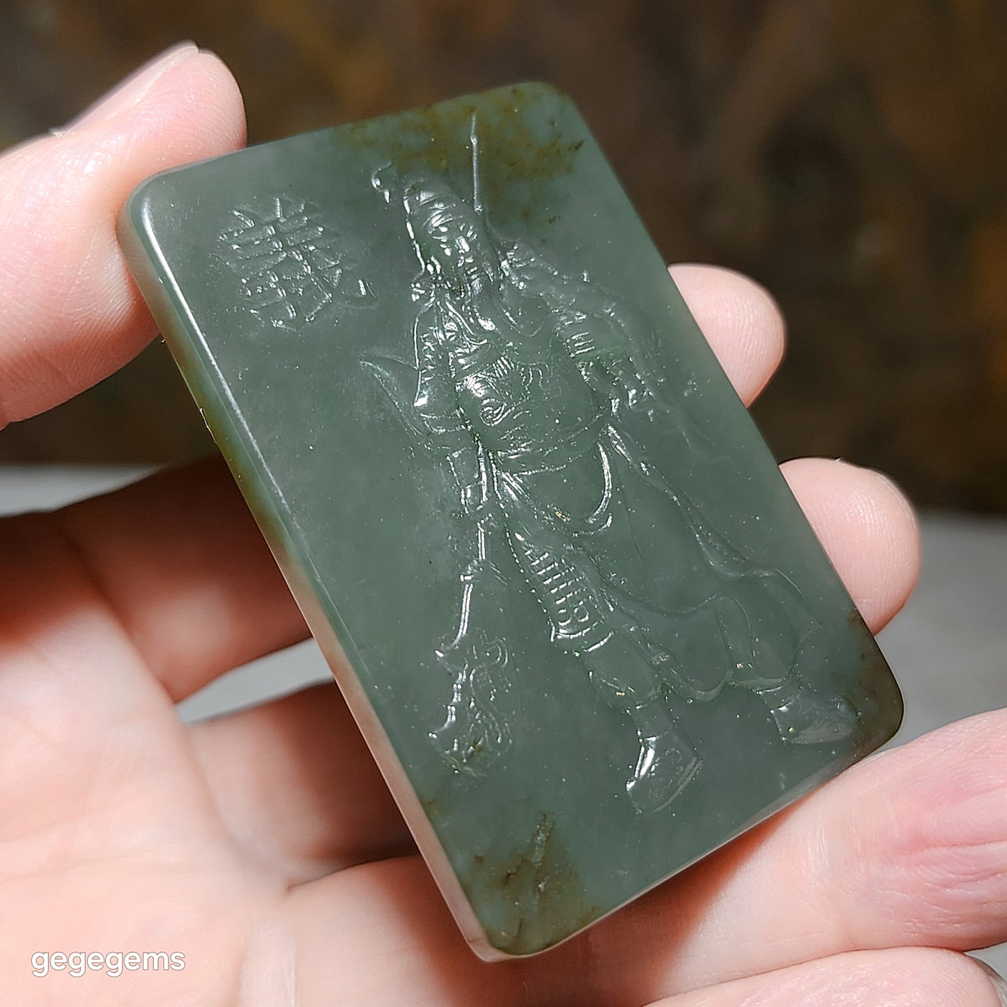 Premium Nephrite green caramel brown Guan Gong (Guan Yu) belt buckle (with certificate) 精品和田玉且末糖青白关公(关羽)皮带扣(带证书)
