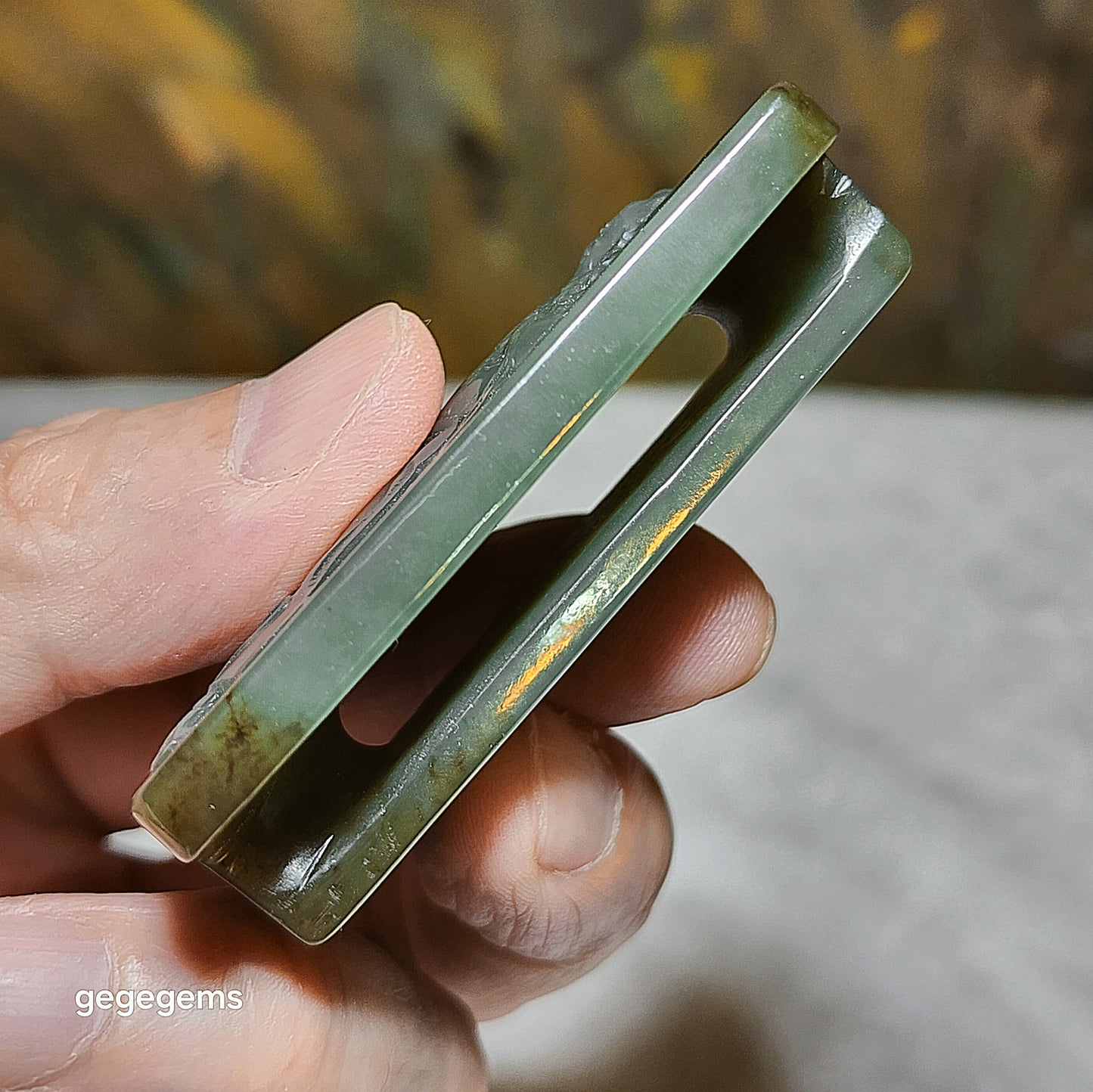 Premium Nephrite green caramel brown Guan Gong (Guan Yu) belt buckle (with certificate) 精品和田玉且末糖青白关公(关羽)皮带扣(带证书)