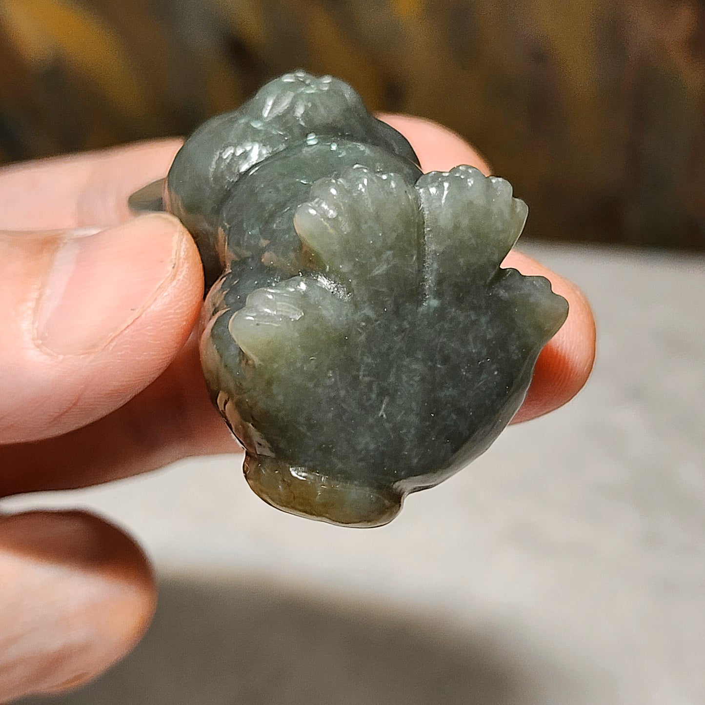 Premium Nephrite greenish caramel brown 3 dimensional Cat 和田玉且末糖青白立体小猫茶宠小摆件