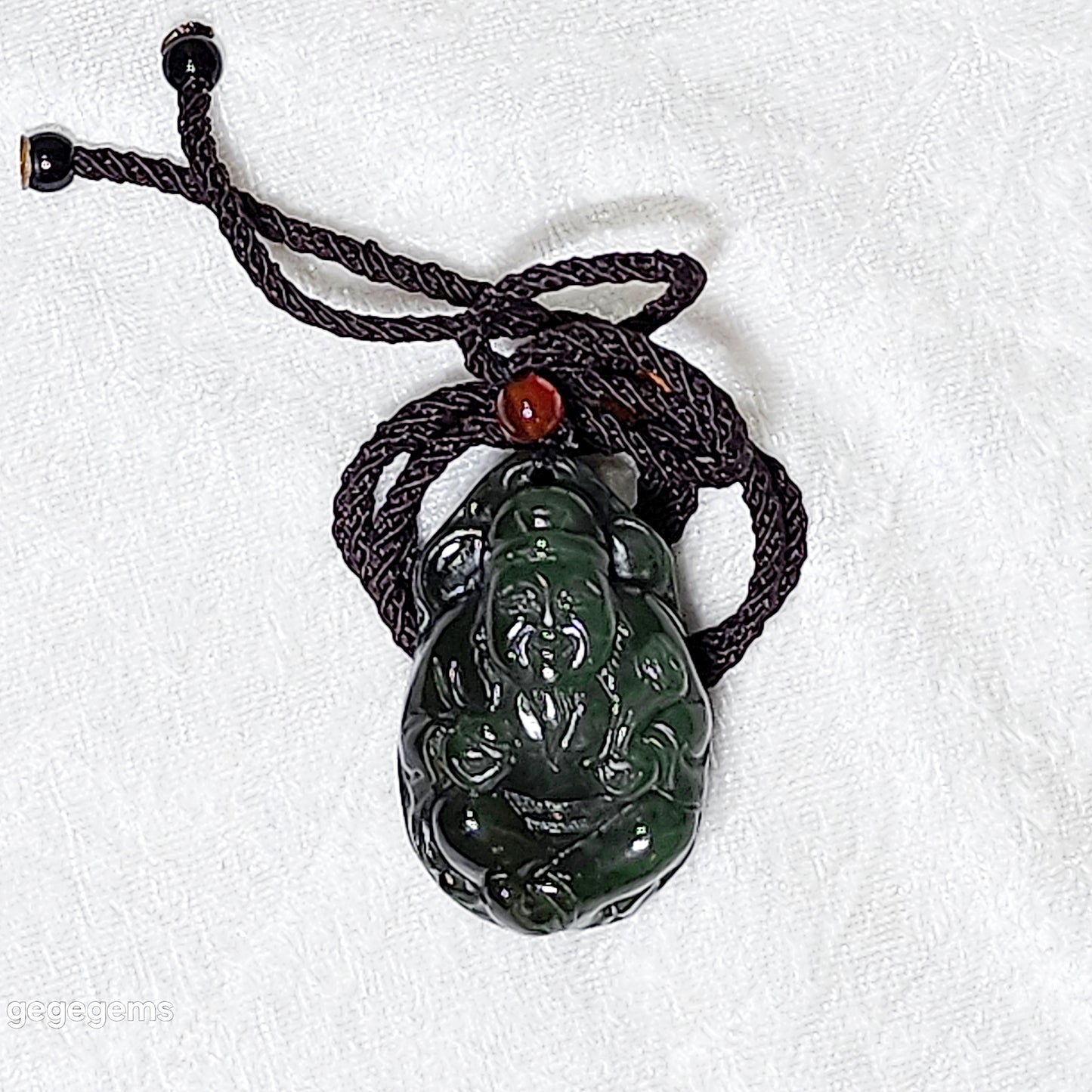 Premium Nephrite yellowish green biyu God of Wealth pendant (with certificate) 精品和田玉碧玉黃绿财神吊坠(带证书)